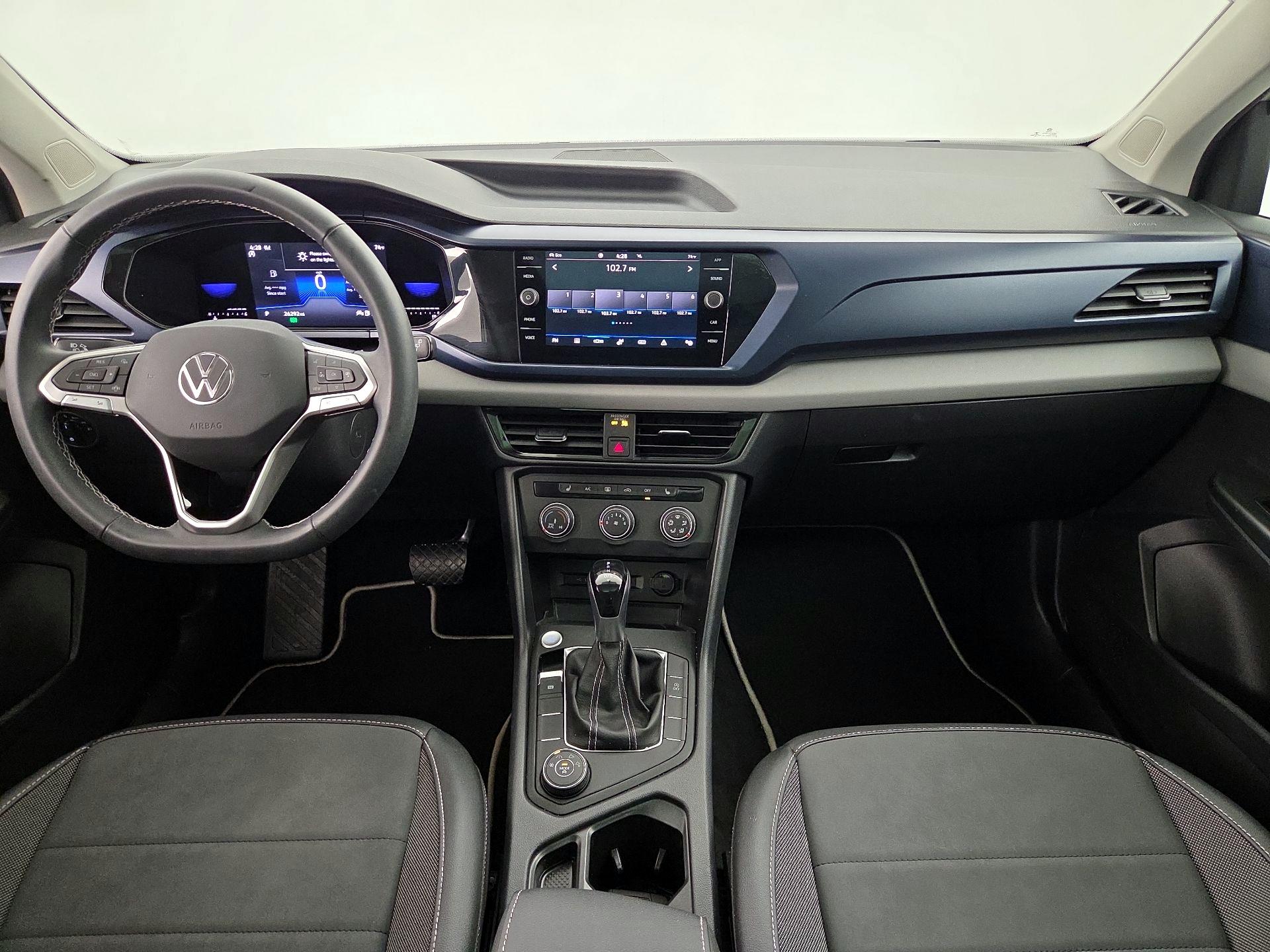 Thumbnail: 2022 Volkswagen Taos - 9