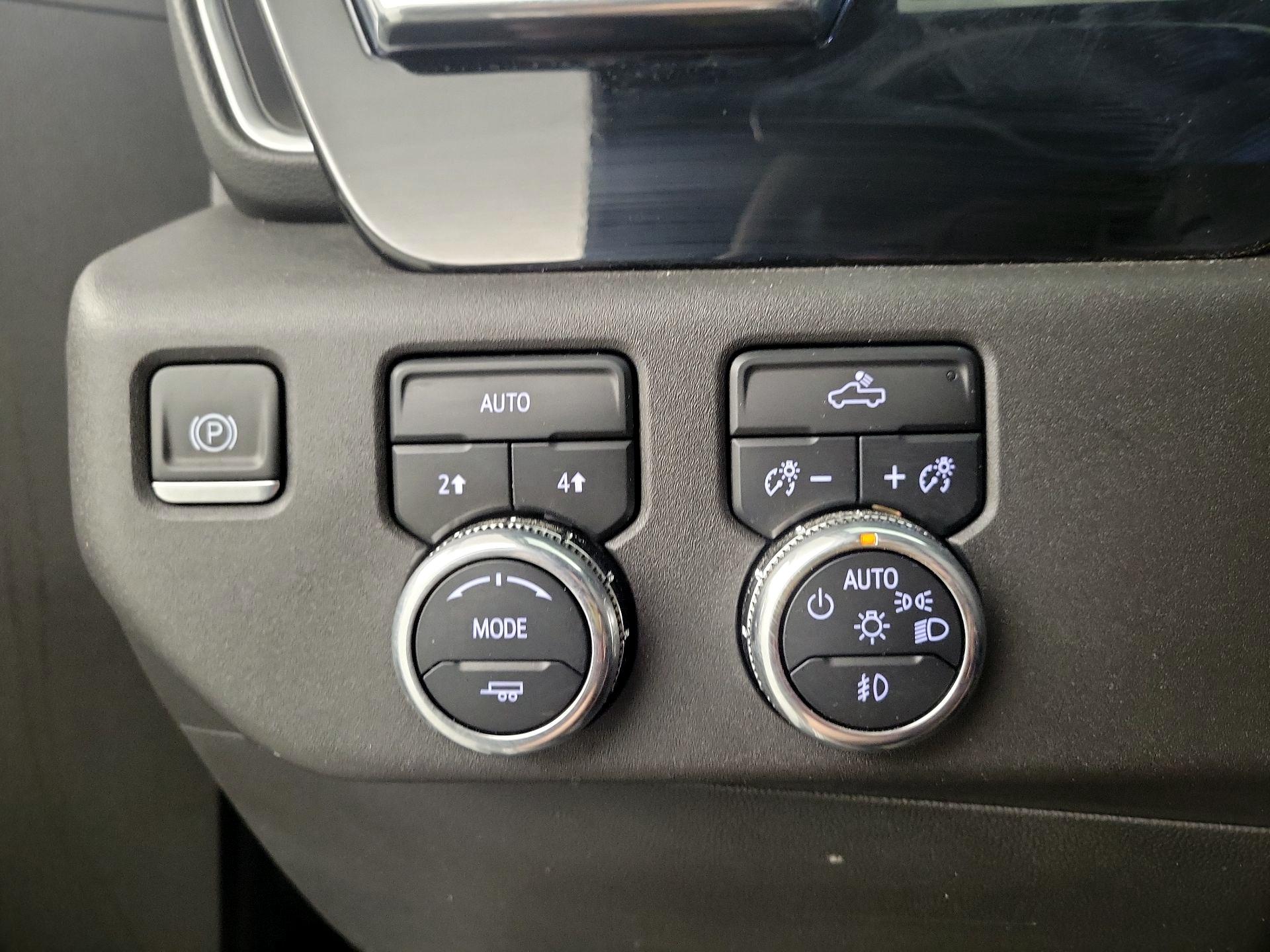 Thumbnail: 2024 GMC Sierra 1500 - 13