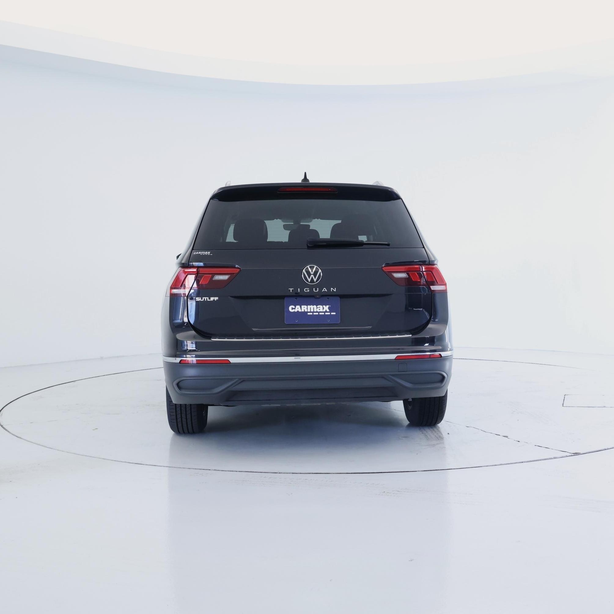 Thumbnail: 2023 Volkswagen Tiguan - 6
