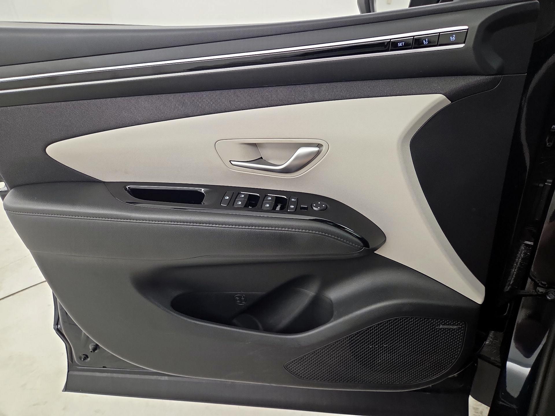 Thumbnail: 2022 Hyundai Tucson - 12