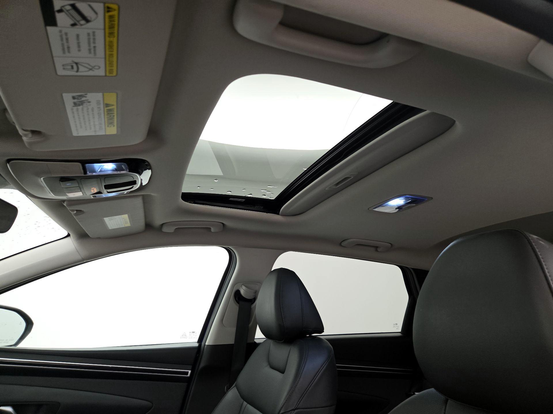 Thumbnail: 2023 Hyundai Tucson - 19