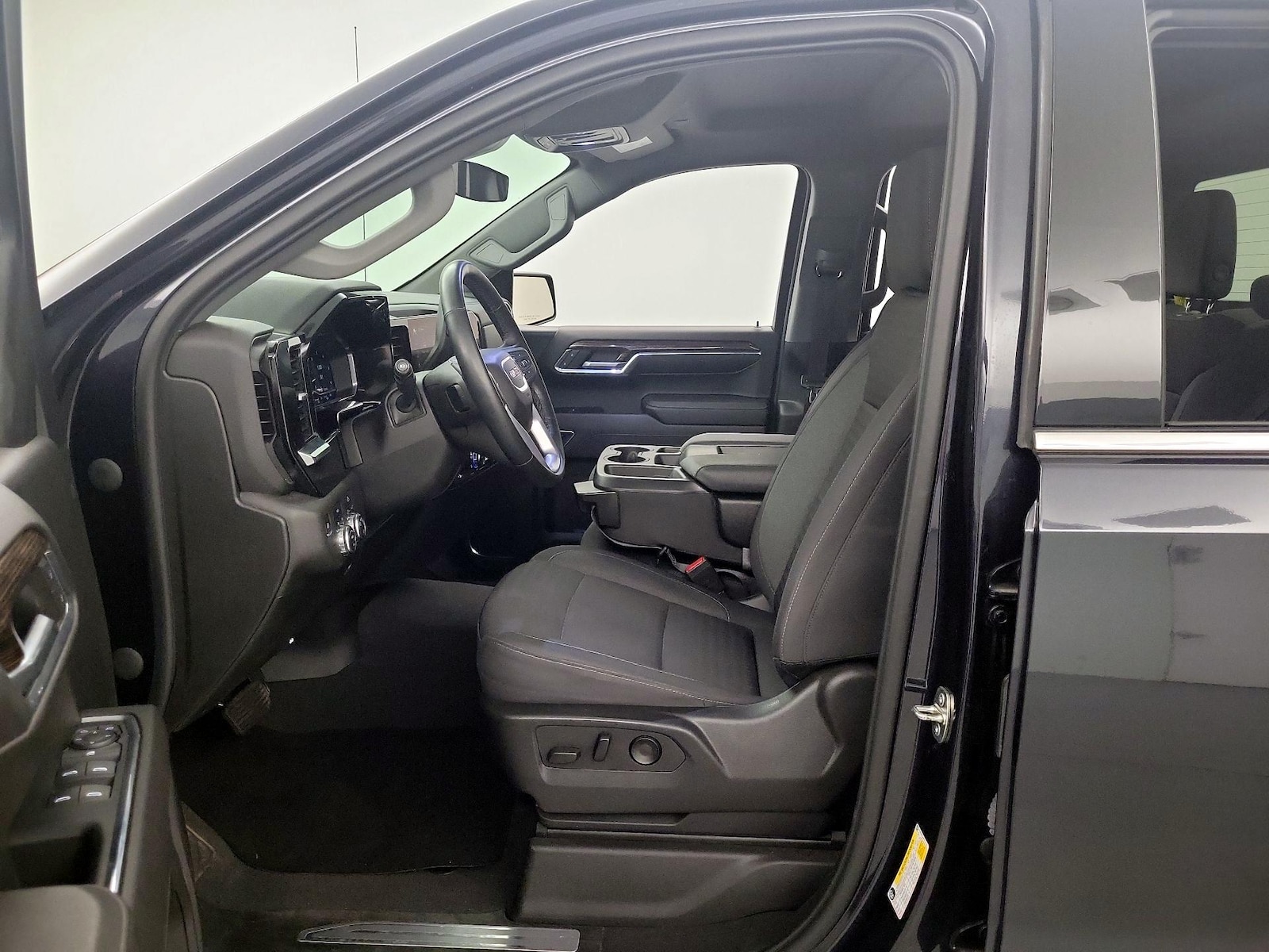 2023 GMC Sierra 1500 SLE - Photo 12