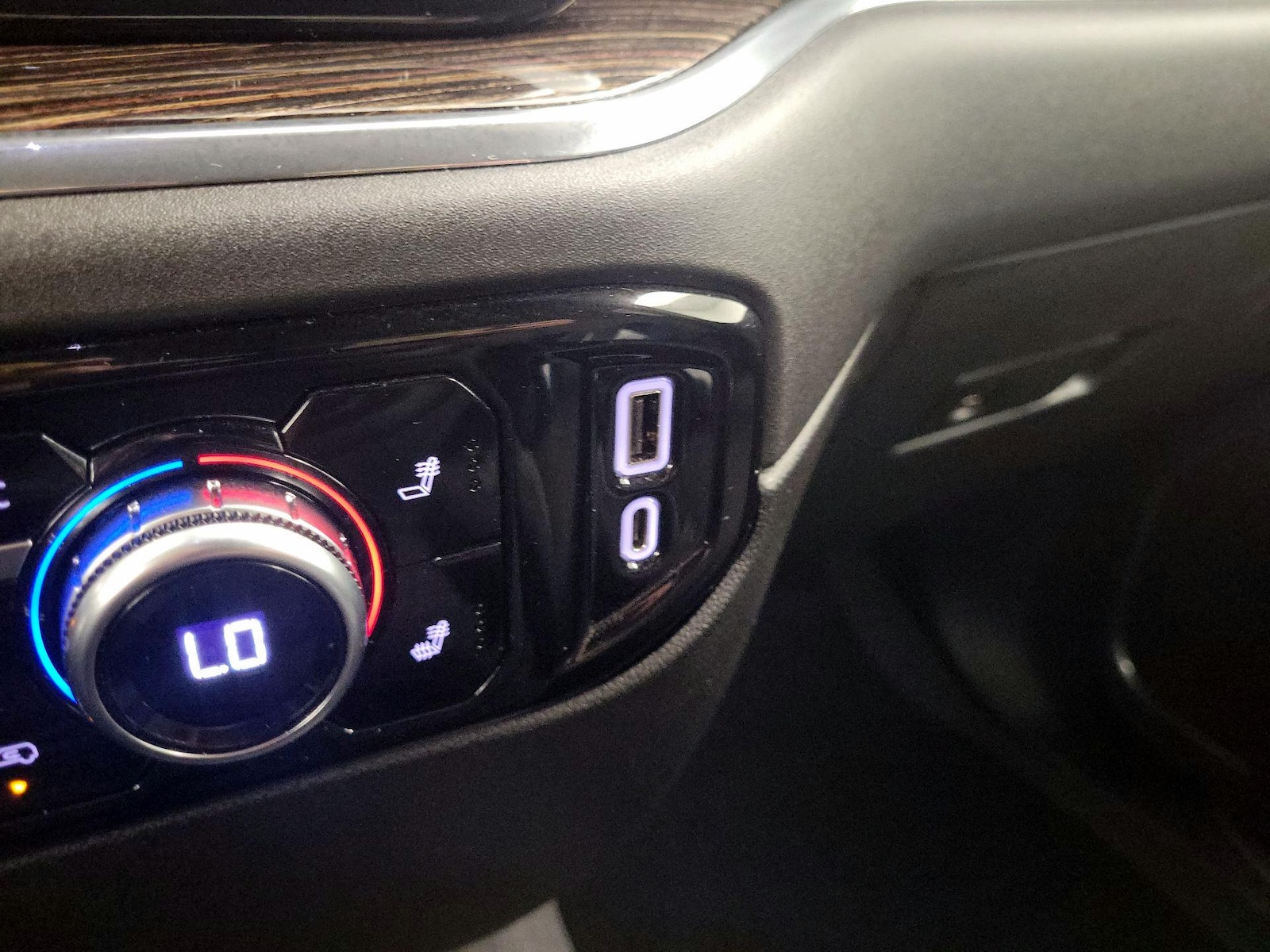 2023 GMC Sierra 1500 SLE - Photo 19