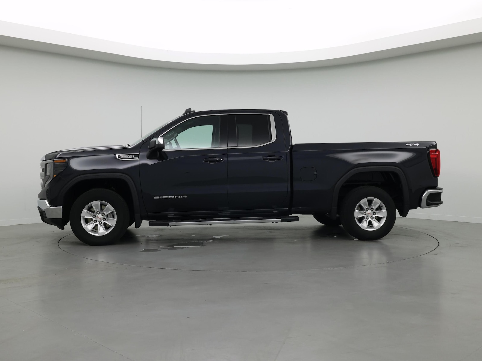 2023 GMC Sierra 1500 SLE - Photo 4