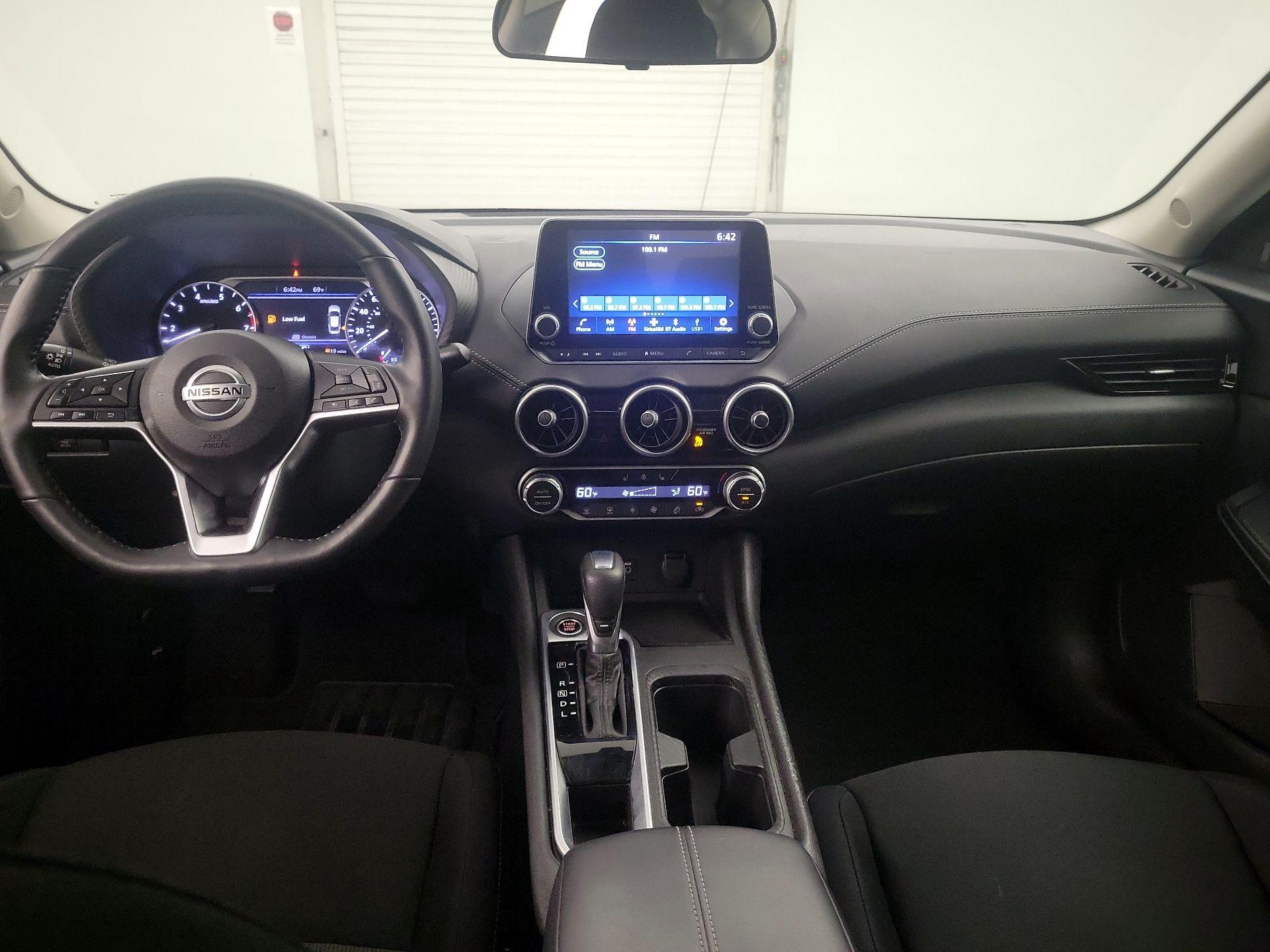 Thumbnail: 2023 Nissan Sentra - 9