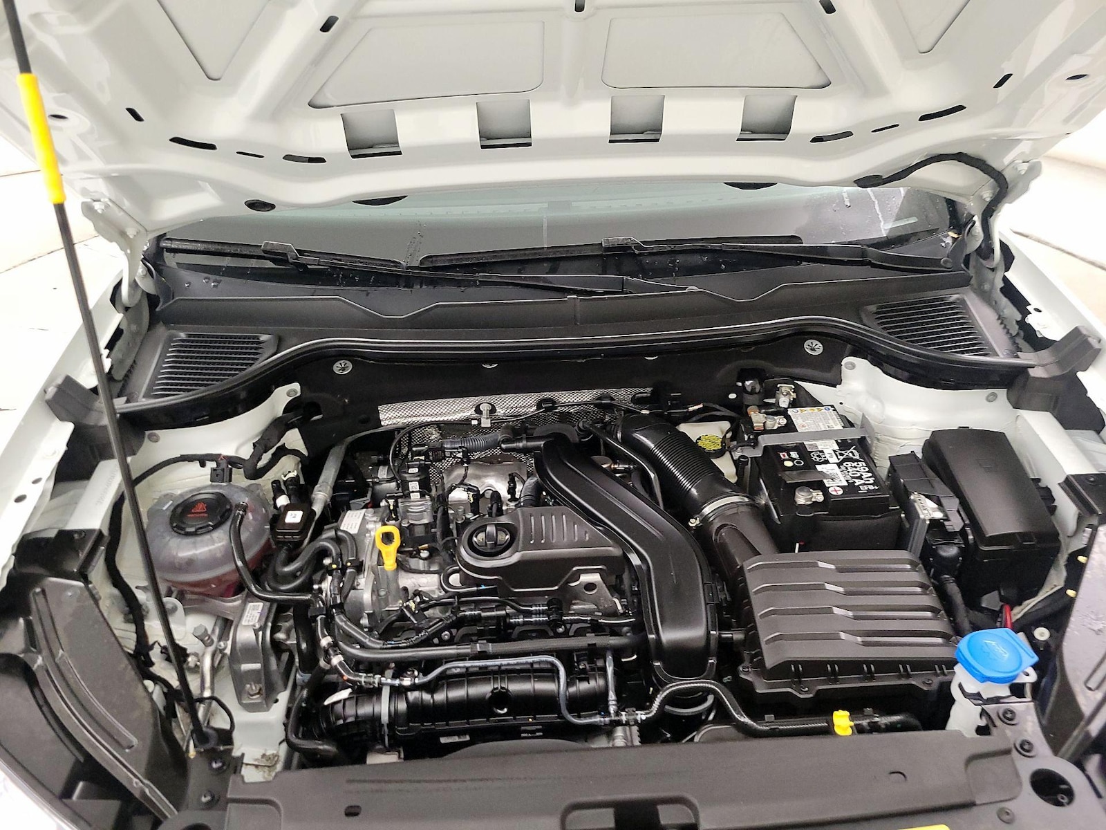 2024 Volkswagen Taos SE - Photo 21
