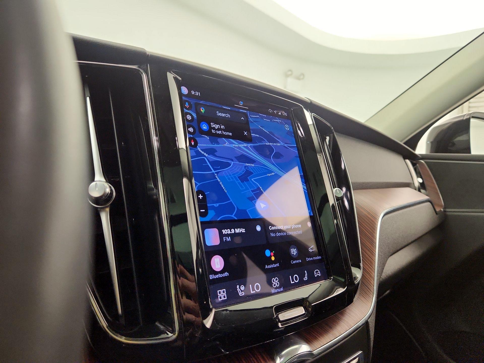 Thumbnail: 2023 Volvo XC60 - 14