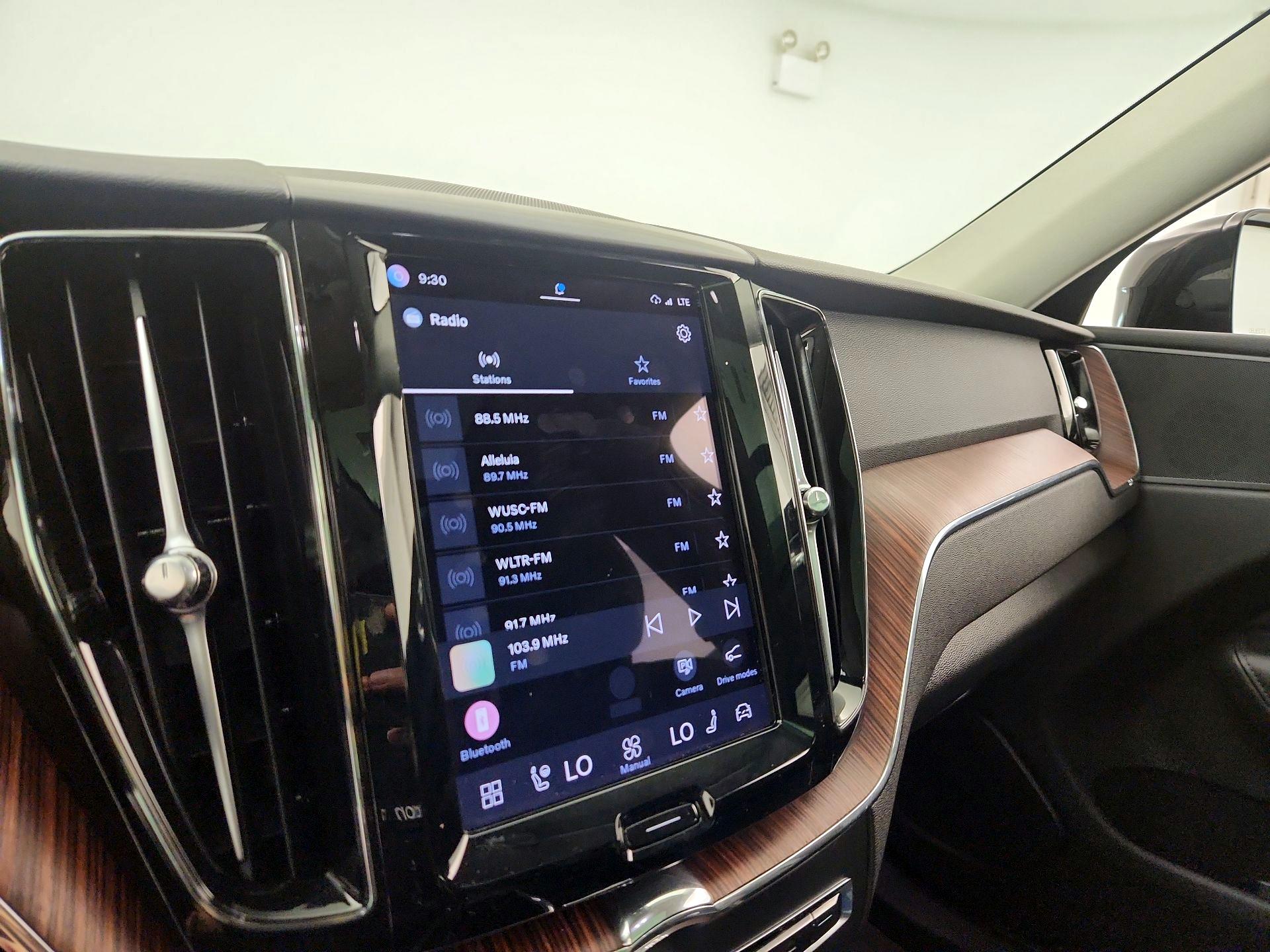 Thumbnail: 2023 Volvo XC60 - 16