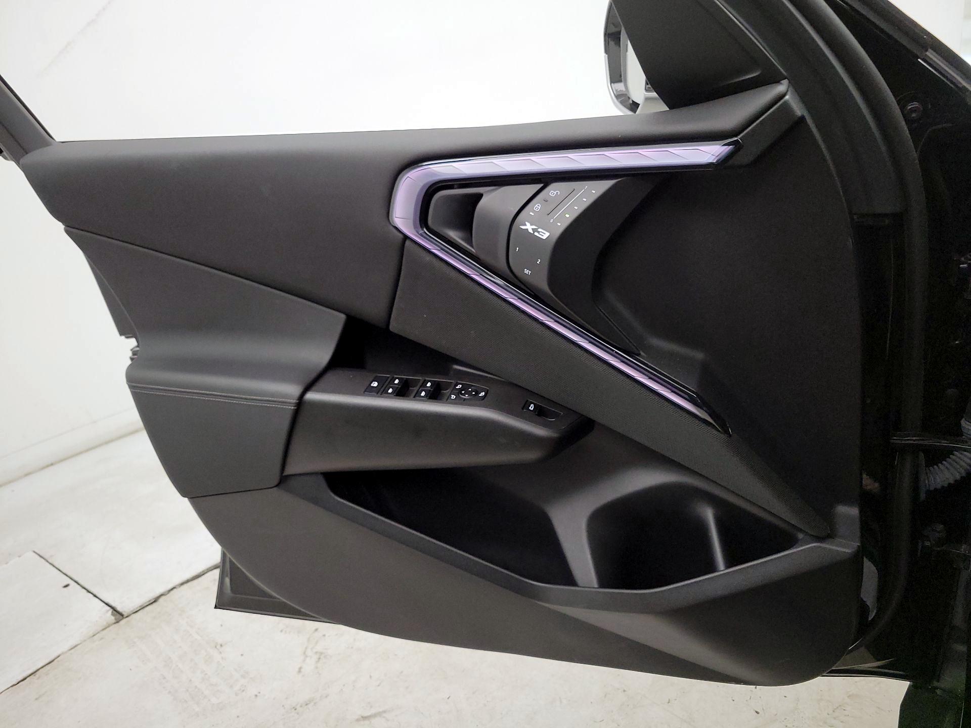 Thumbnail: 2025 BMW X3 - 12