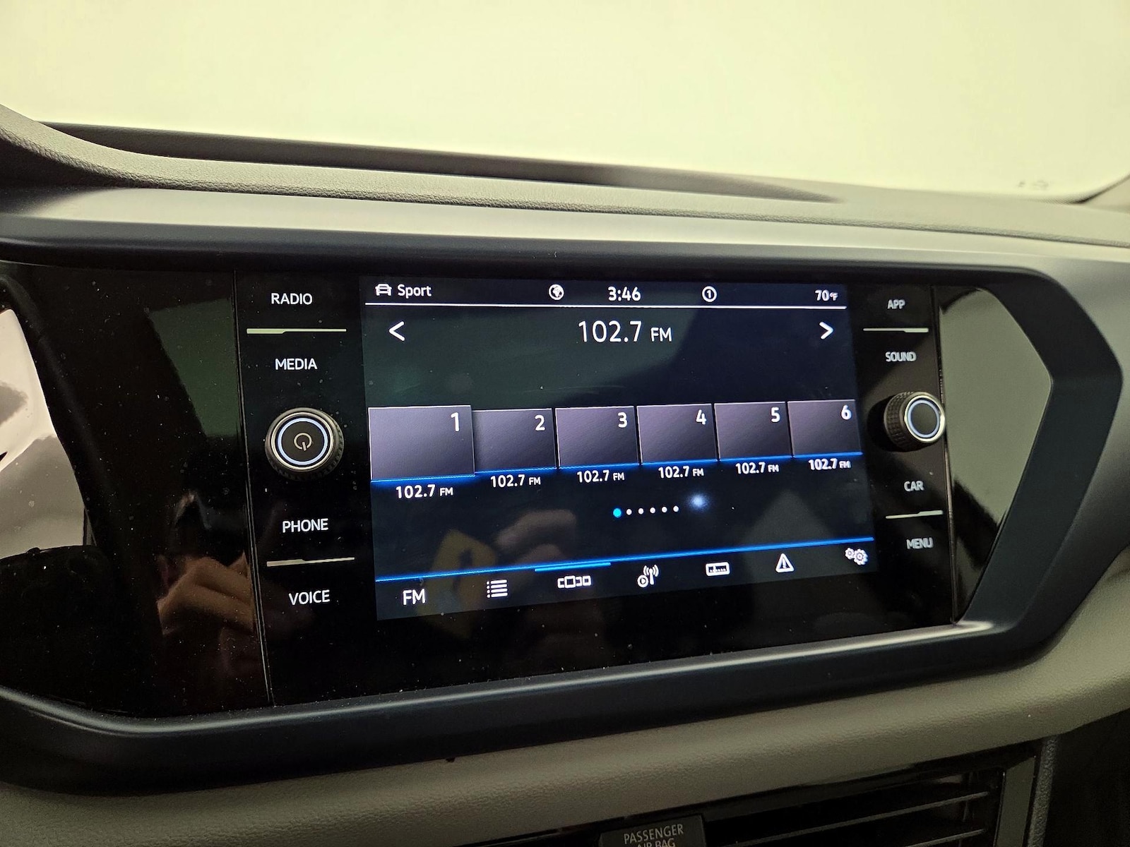 2022 Volkswagen Taos SE - Photo 16