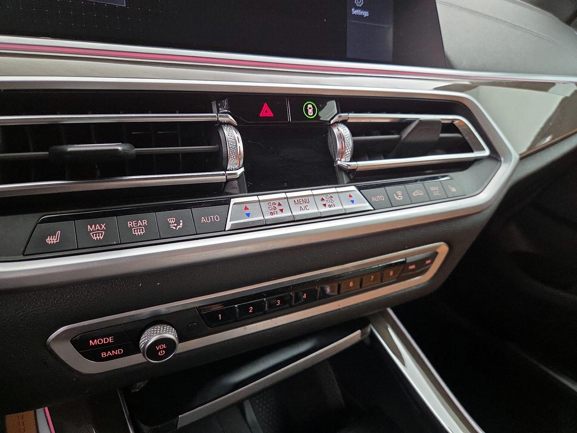 Thumbnail: 2022 BMW X5 - 17