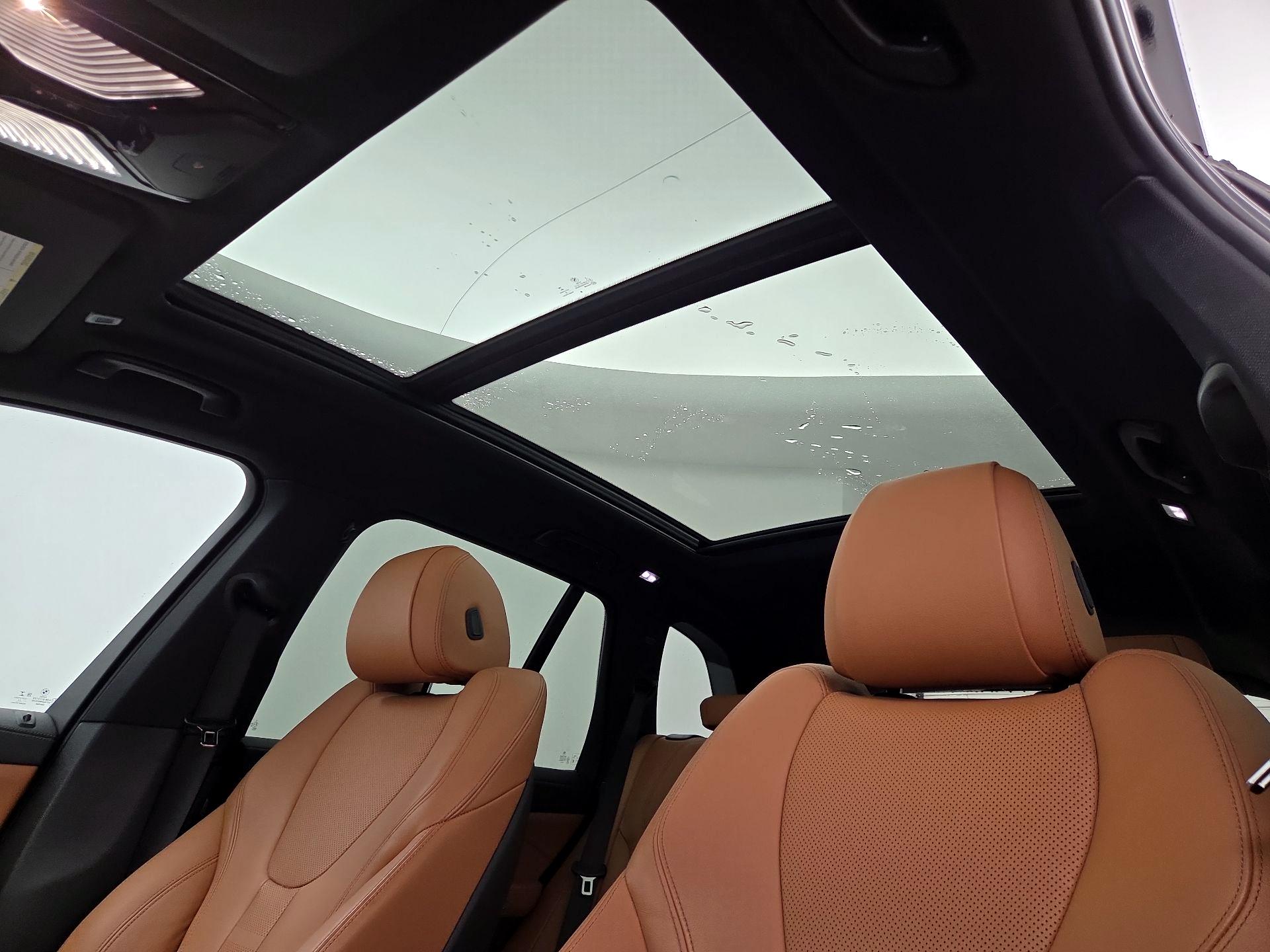 Thumbnail: 2022 BMW X5 - 20
