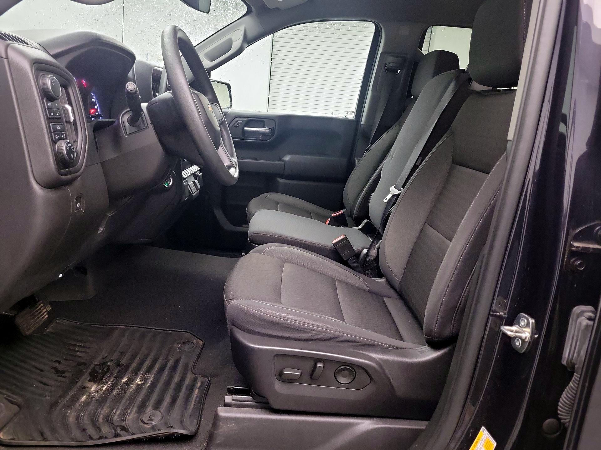 Thumbnail: 2023 Chevrolet Silverado 1500 - 11