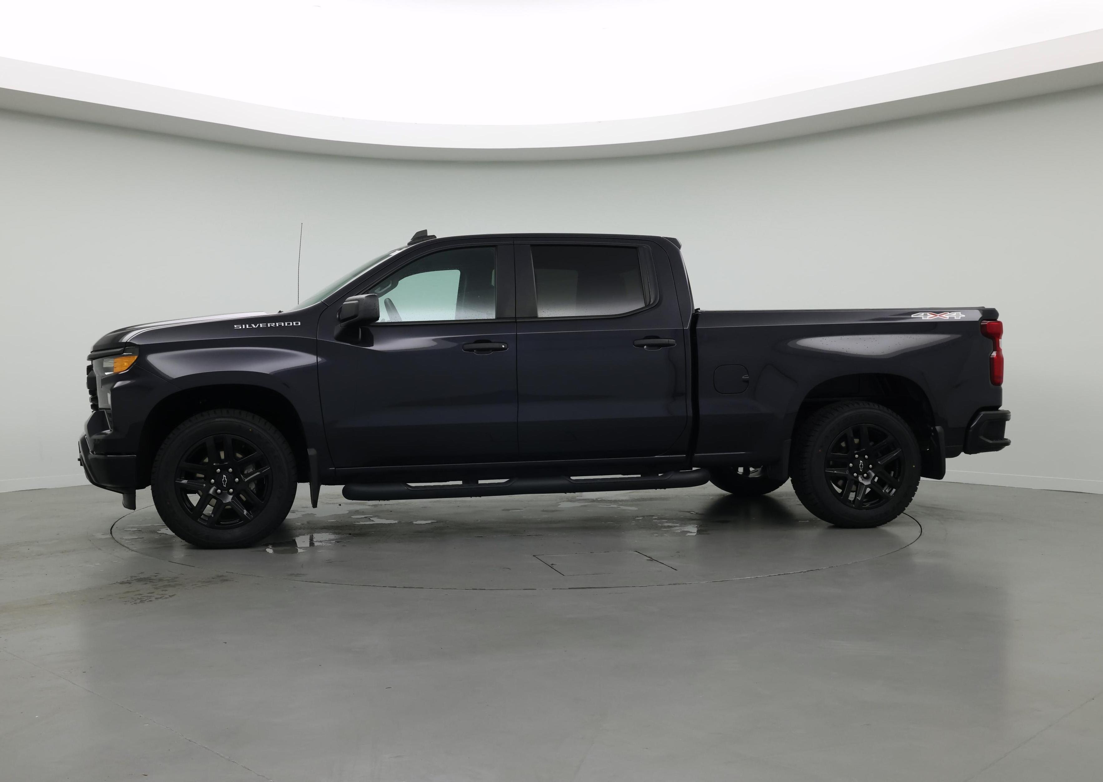 Thumbnail: 2023 Chevrolet Silverado 1500 - 3