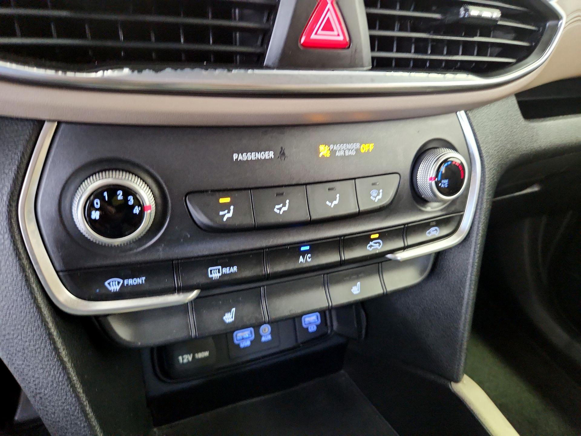 Thumbnail: 2020 Hyundai Santa Fe - 16