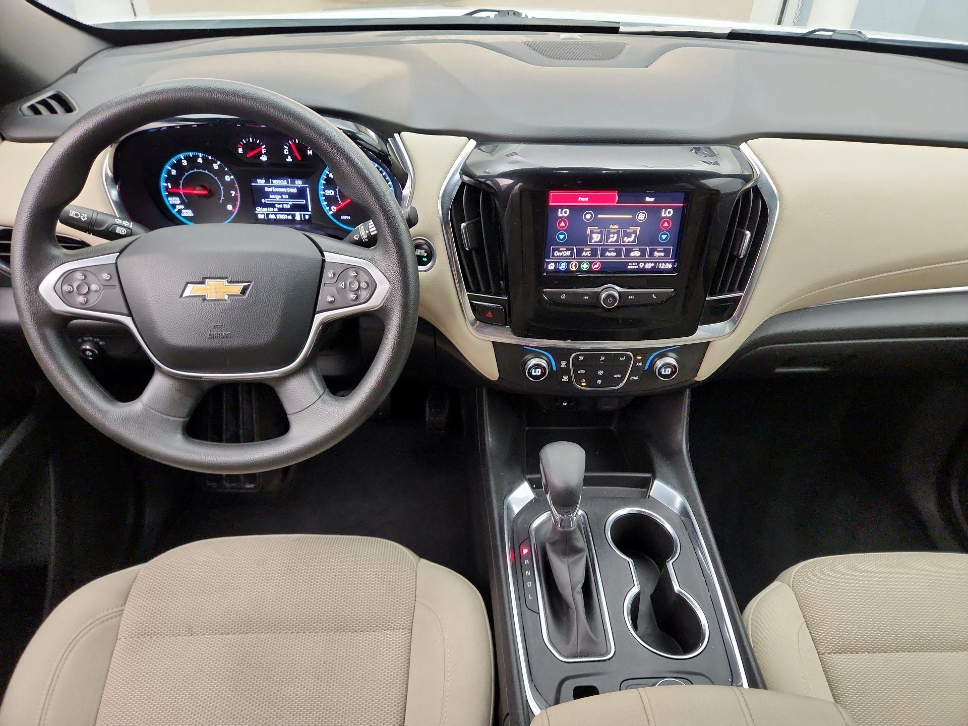Thumbnail: 2023 Chevrolet Traverse - 9