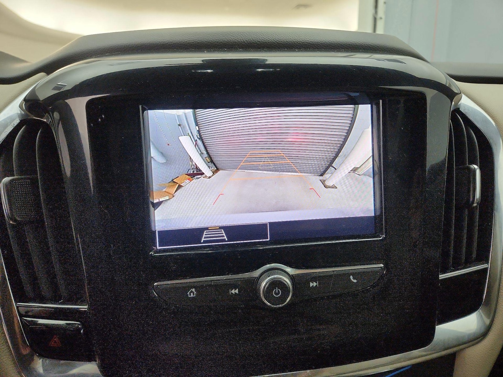 2023 Chevrolet Traverse LS - Photo 15