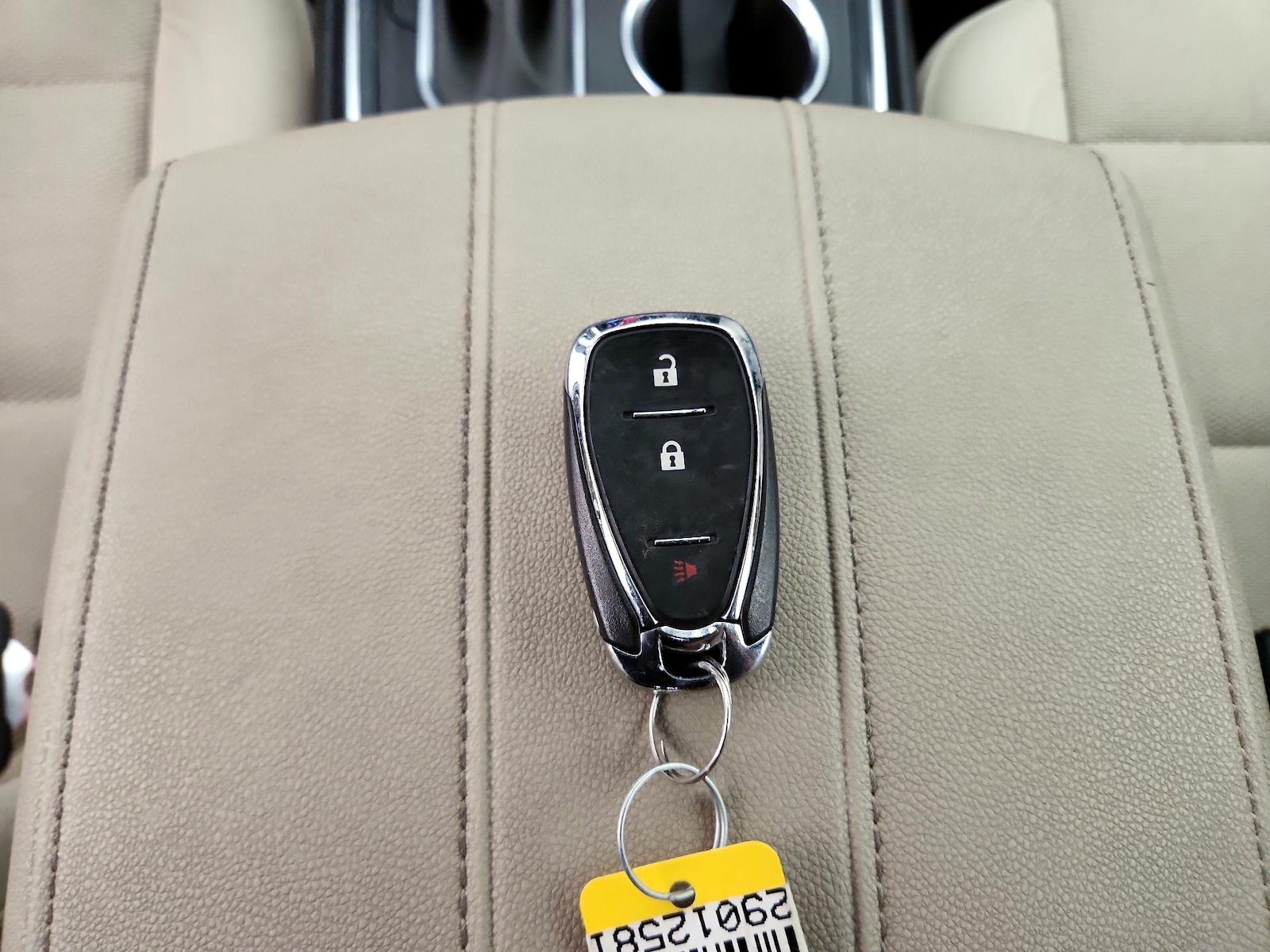2023 Chevrolet Traverse LS - Photo 23