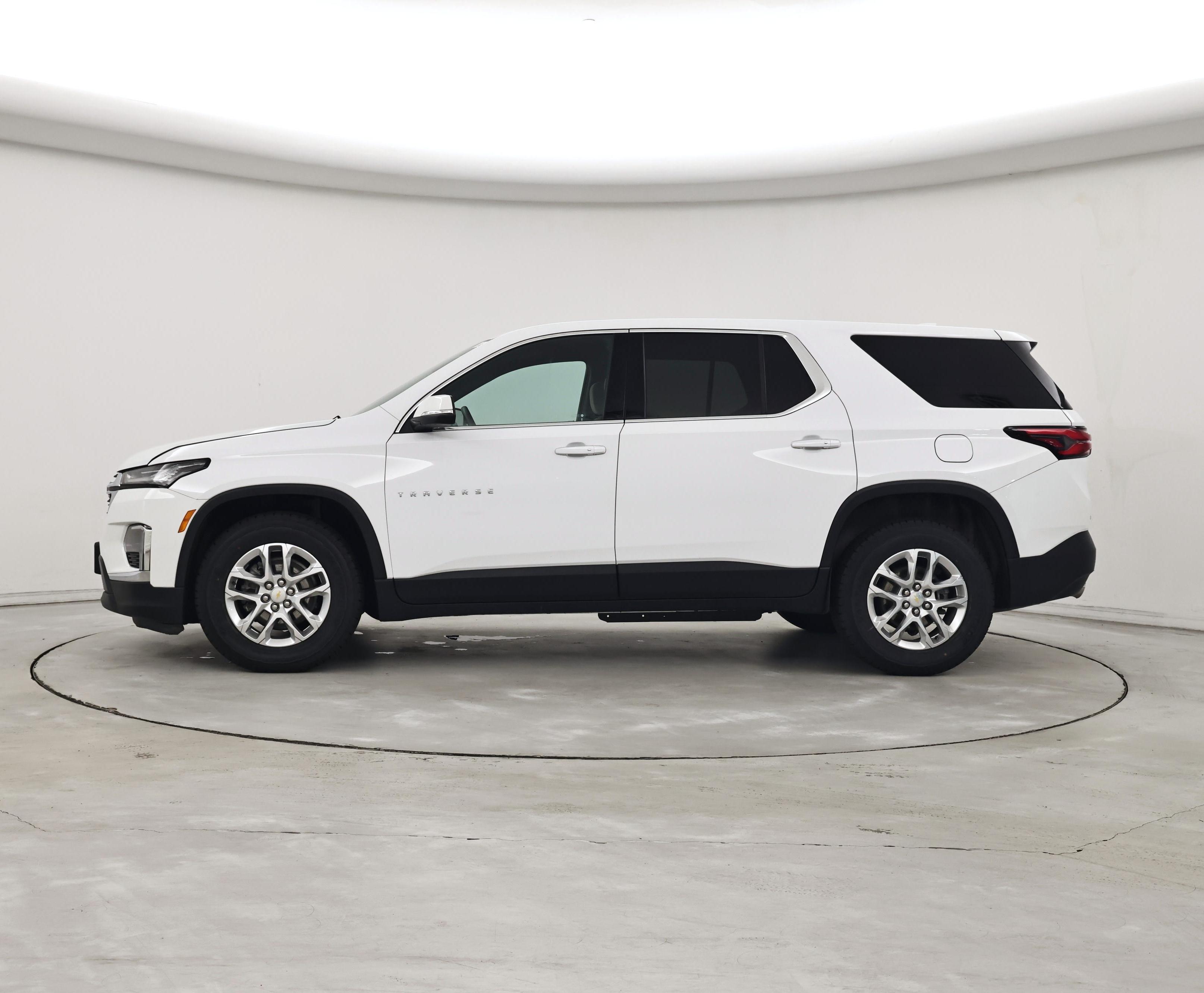 Thumbnail: 2023 Chevrolet Traverse - 3