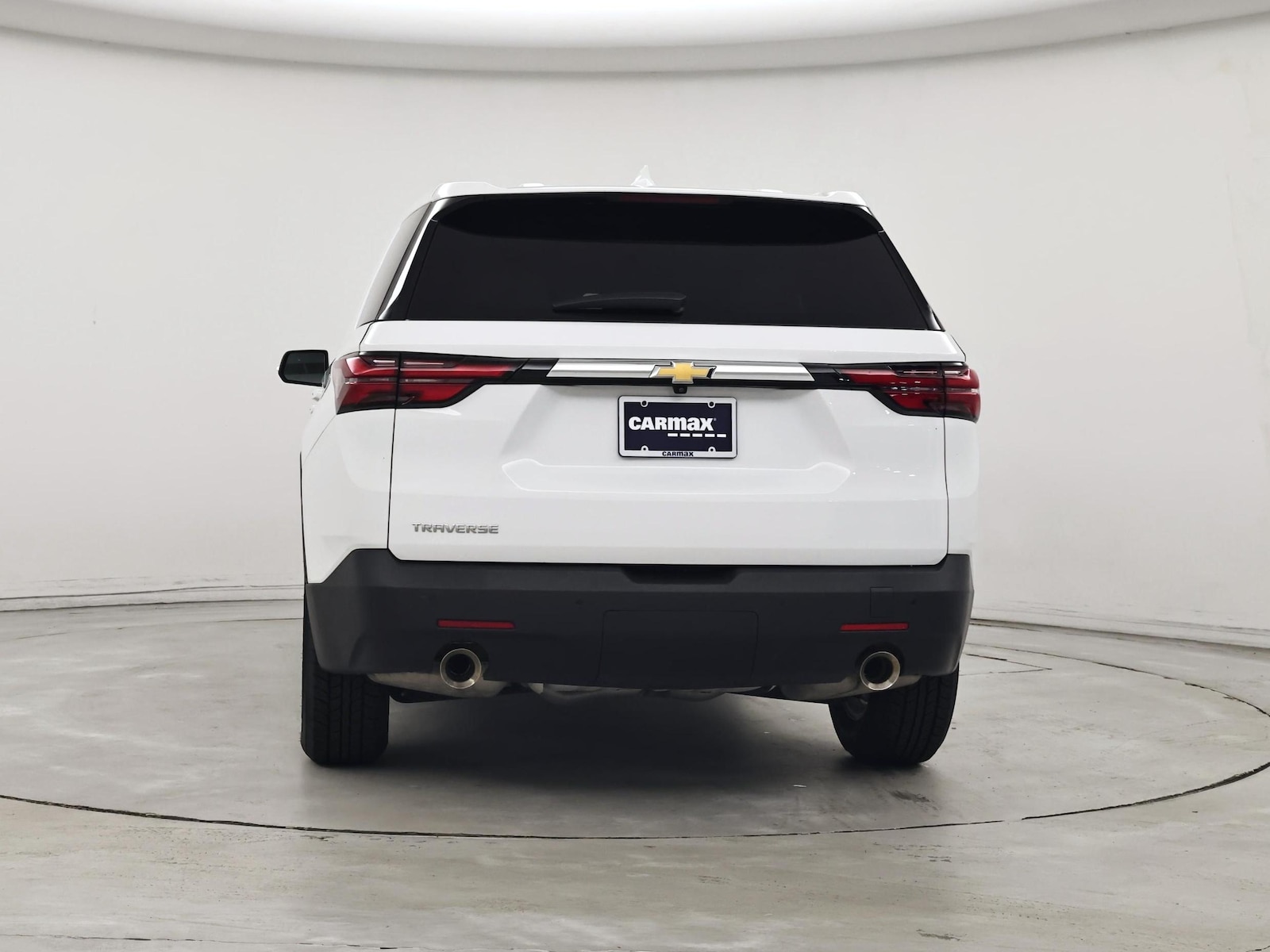2023 Chevrolet Traverse LS - Photo 7