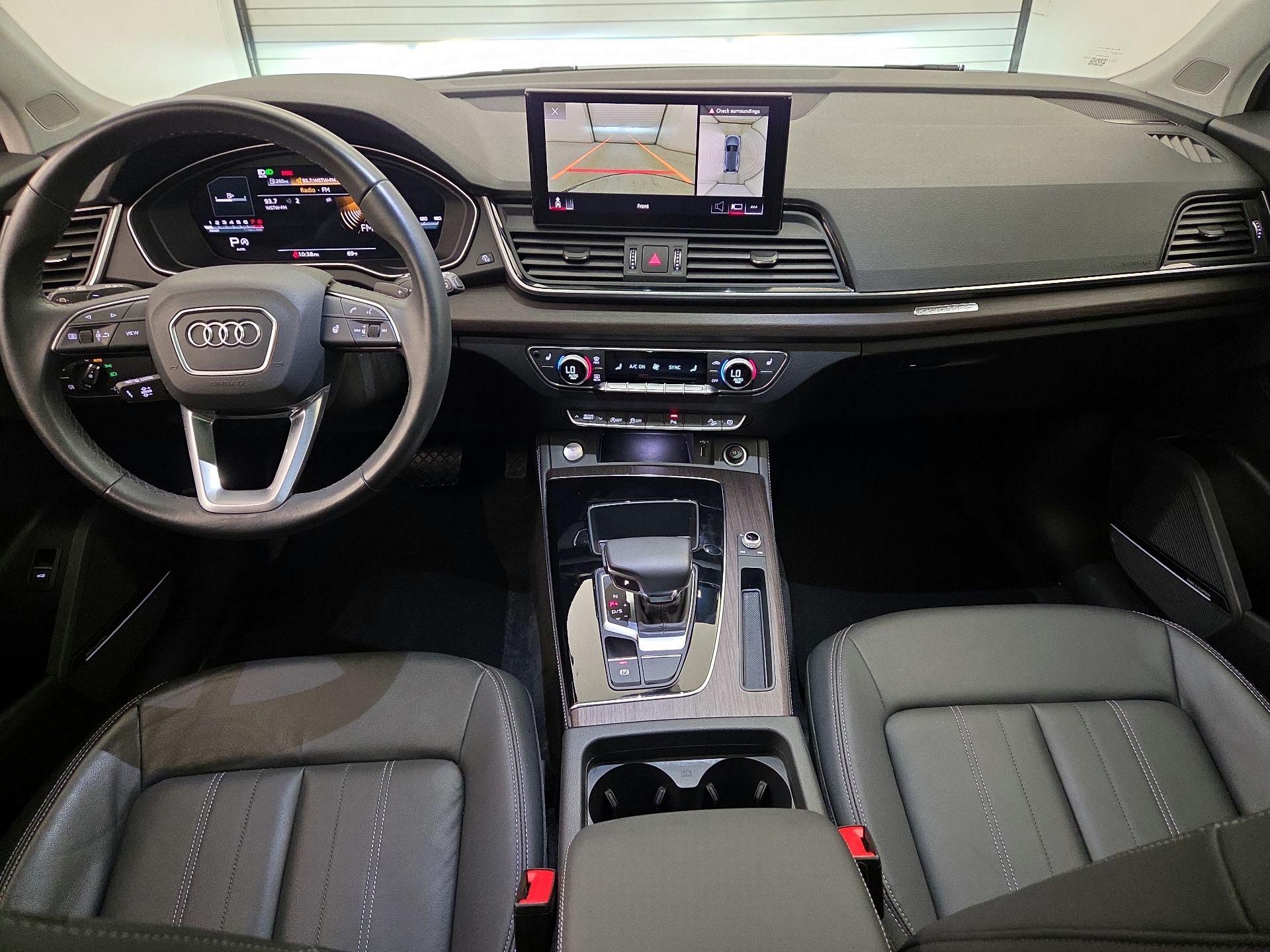 Thumbnail: 2023 Audi Q5 - 9