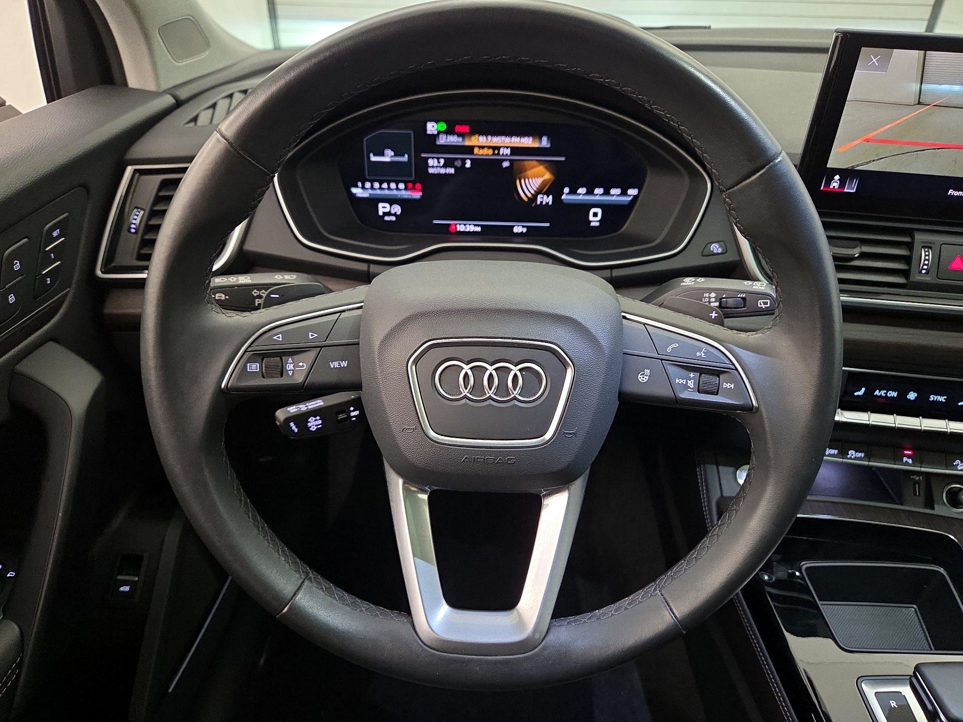 Thumbnail: 2023 Audi Q5 - 10