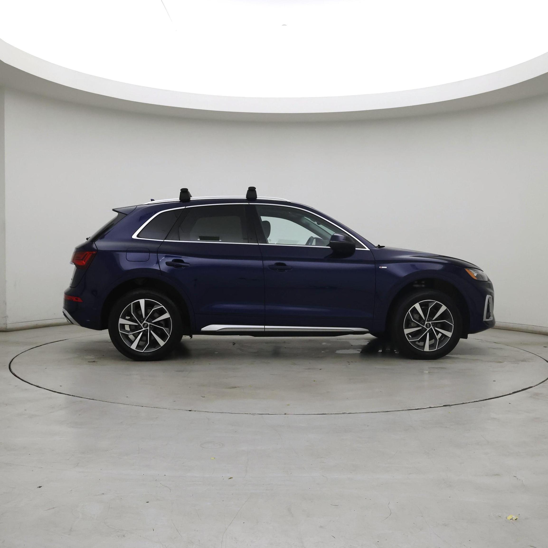 Thumbnail: 2023 Audi Q5 - 7