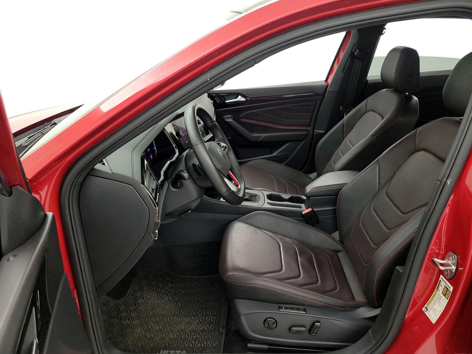 Thumbnail: 2024 Volkswagen Jetta - 11