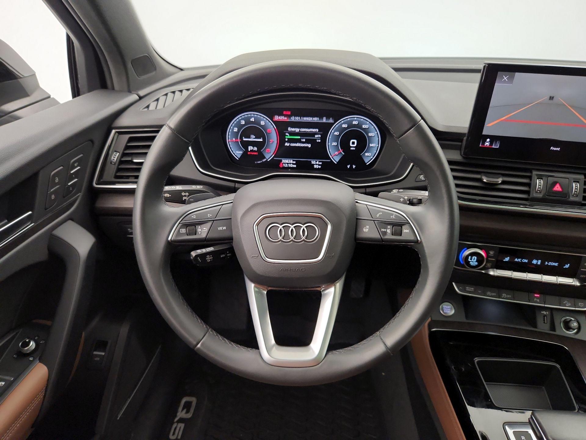 Thumbnail: 2023 Audi Q5 - 10