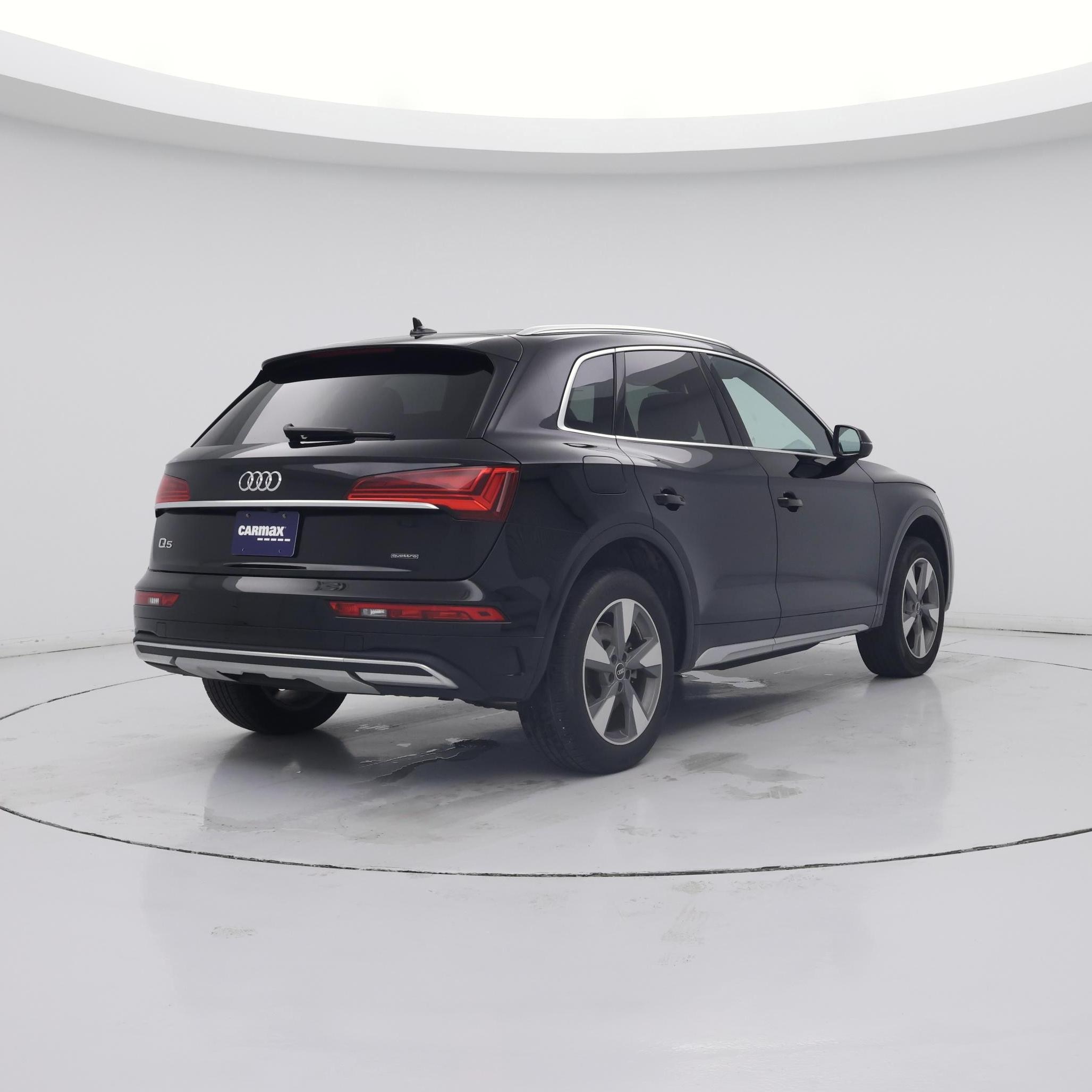 Thumbnail: 2023 Audi Q5 - 8