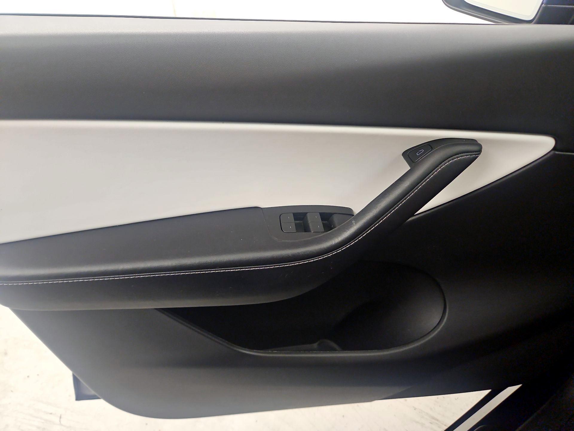 Thumbnail: 2022 Tesla Model Y - 13