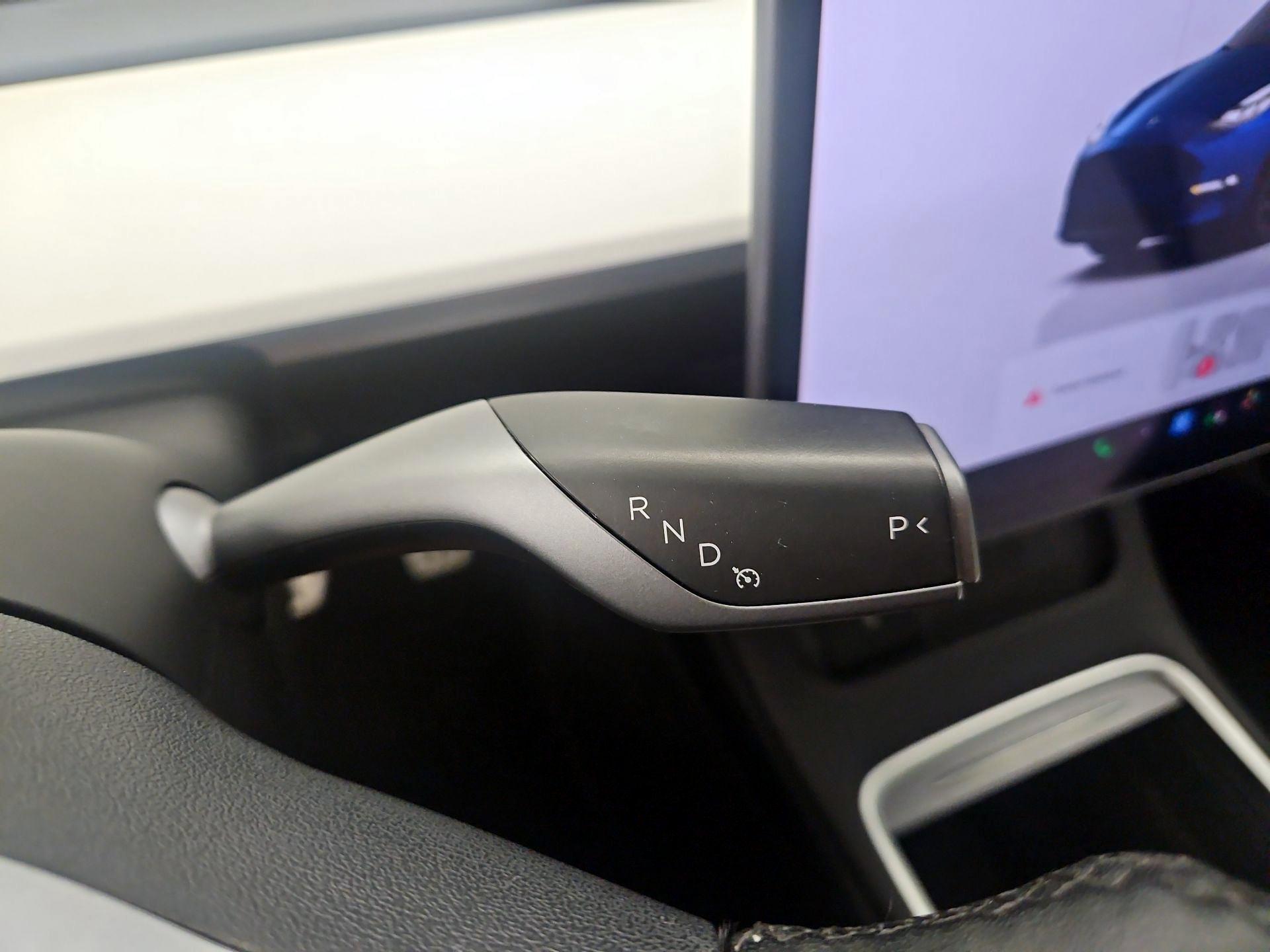 Thumbnail: 2022 Tesla Model Y - 16
