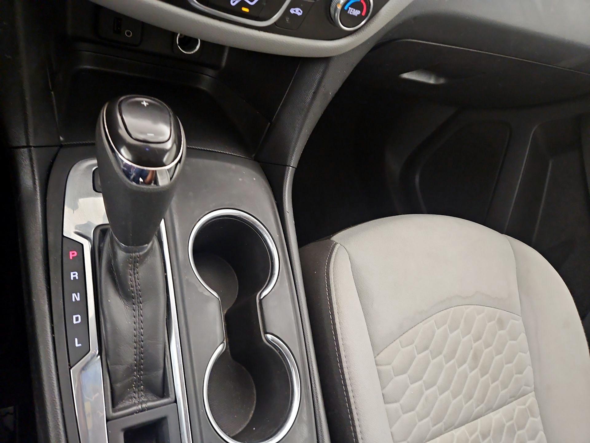 Thumbnail: 2018 Chevrolet Equinox - 17
