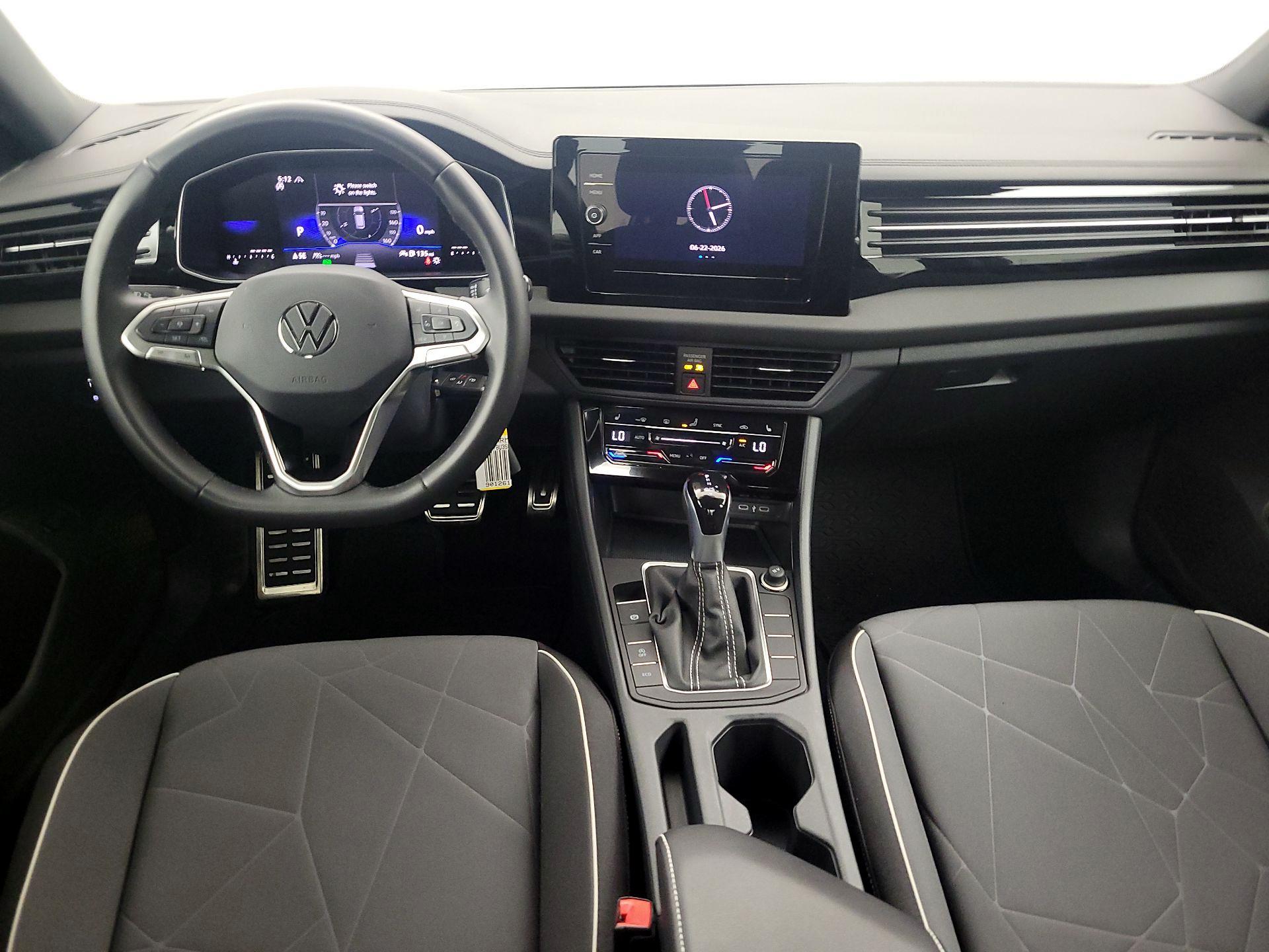 Thumbnail: 2025 Volkswagen Jetta - 9