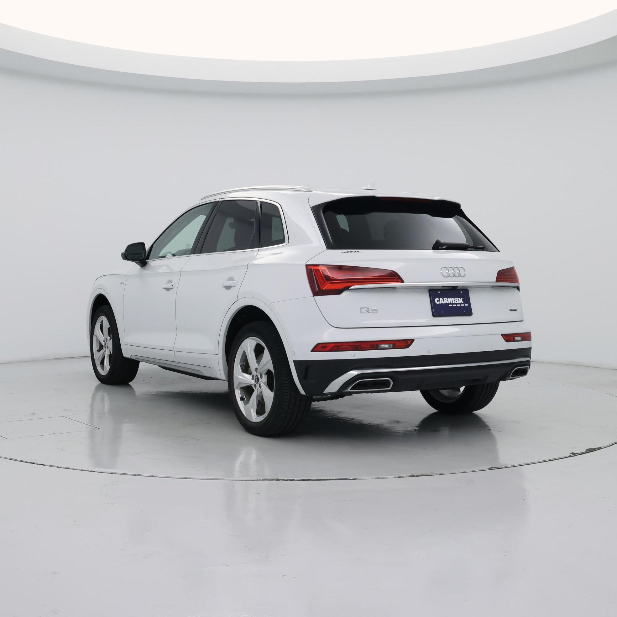 Thumbnail: 2023 Audi Q5 - 2