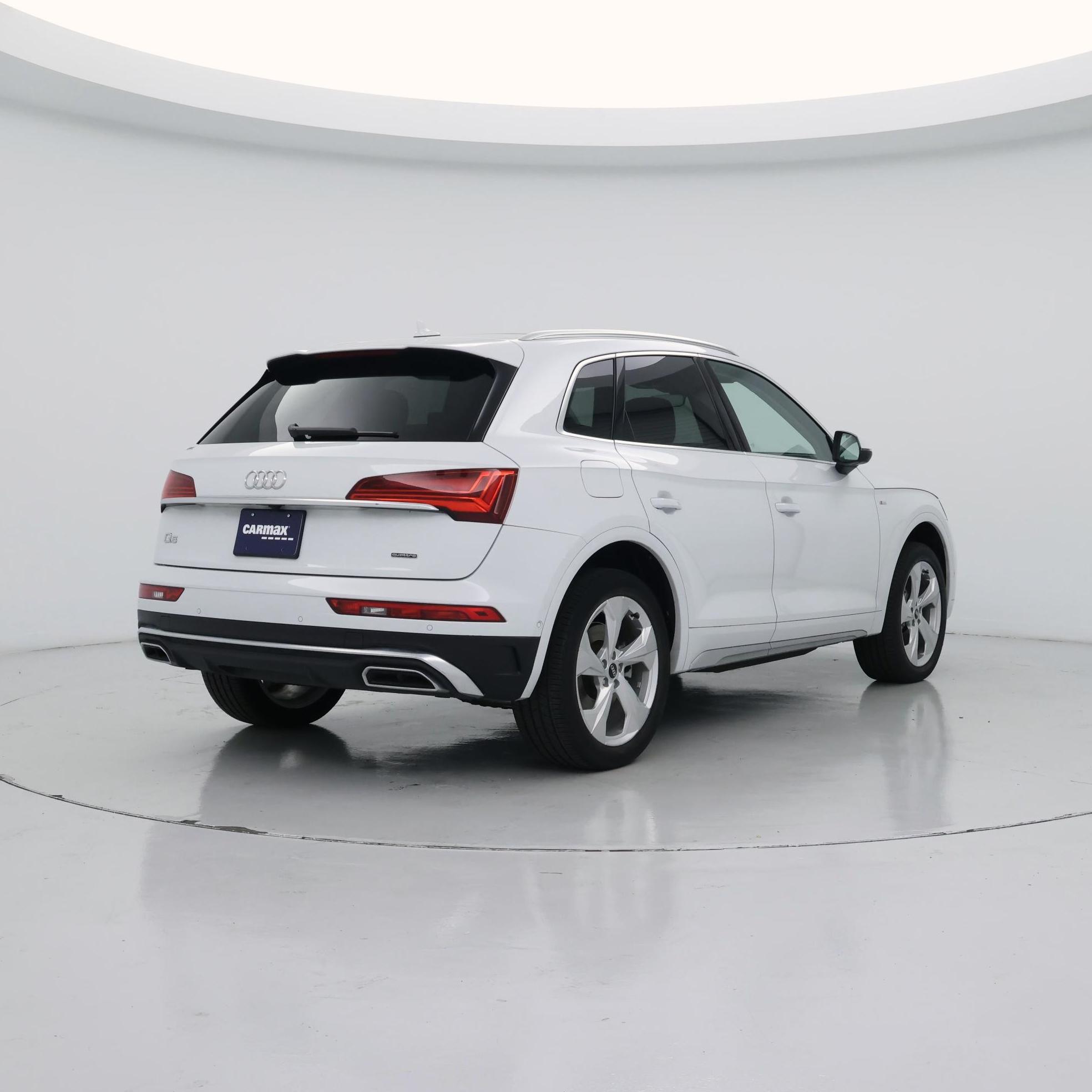 Thumbnail: 2023 Audi Q5 - 8