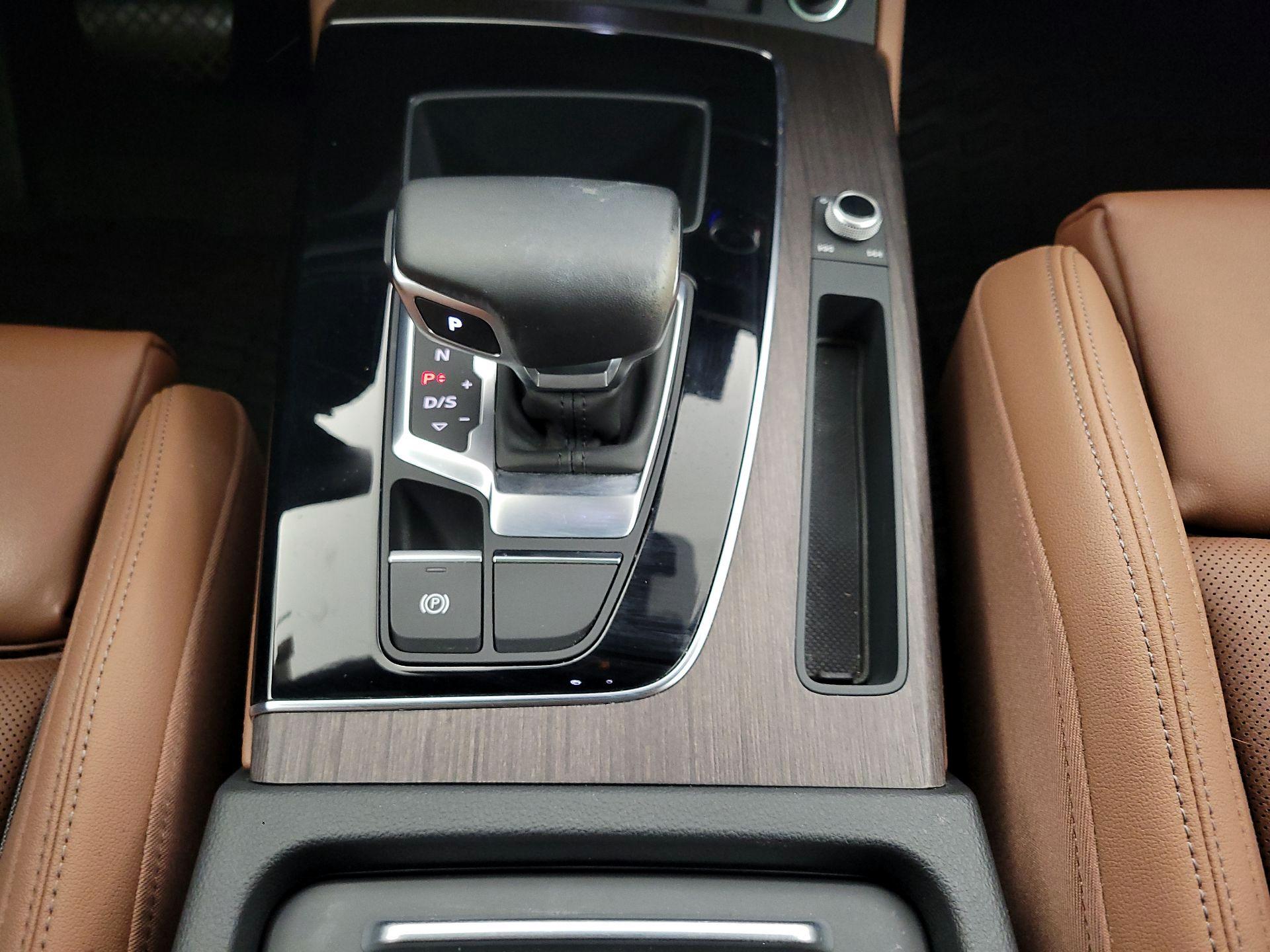 Thumbnail: 2023 Audi Q5 - 18