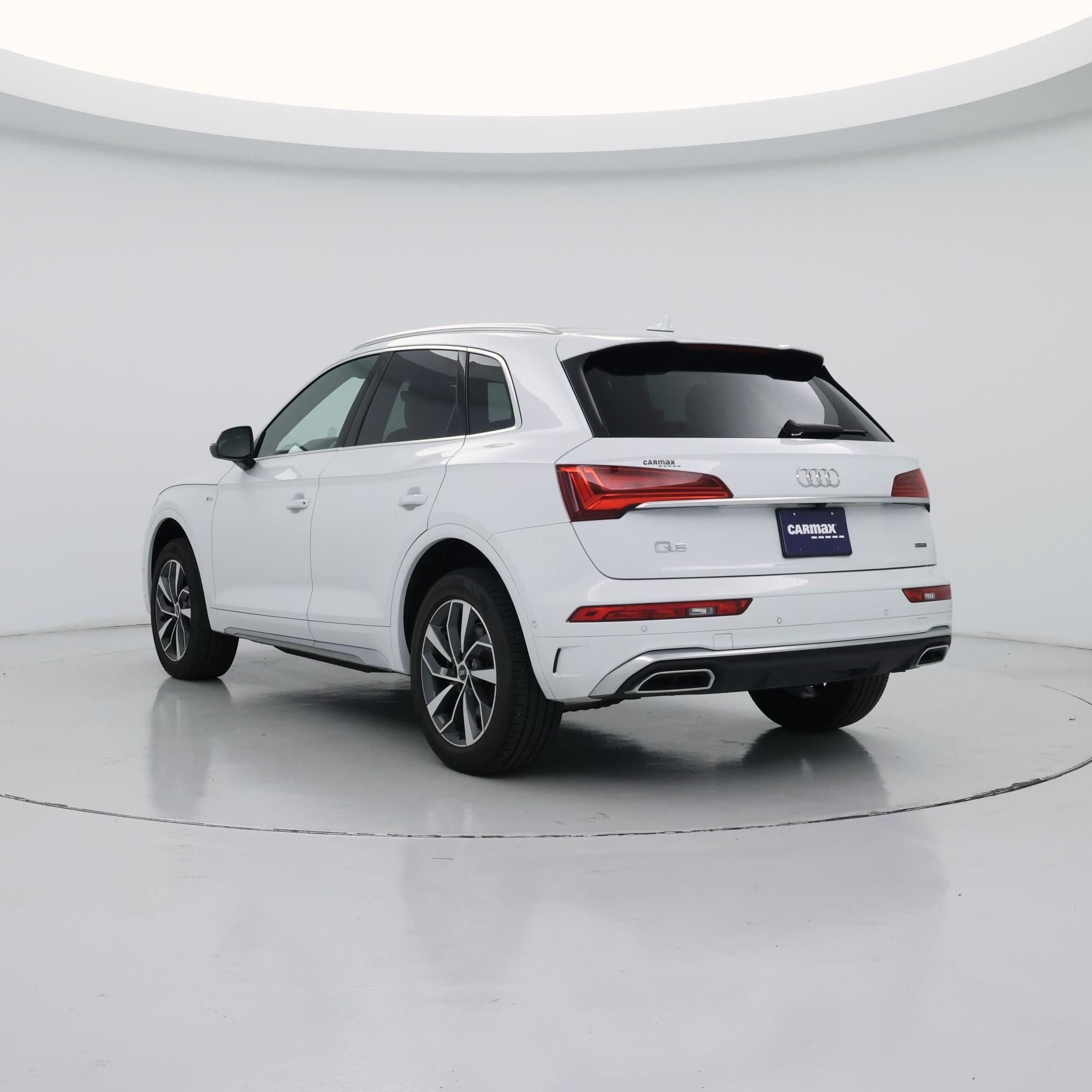 Thumbnail: 2023 Audi Q5 - 2