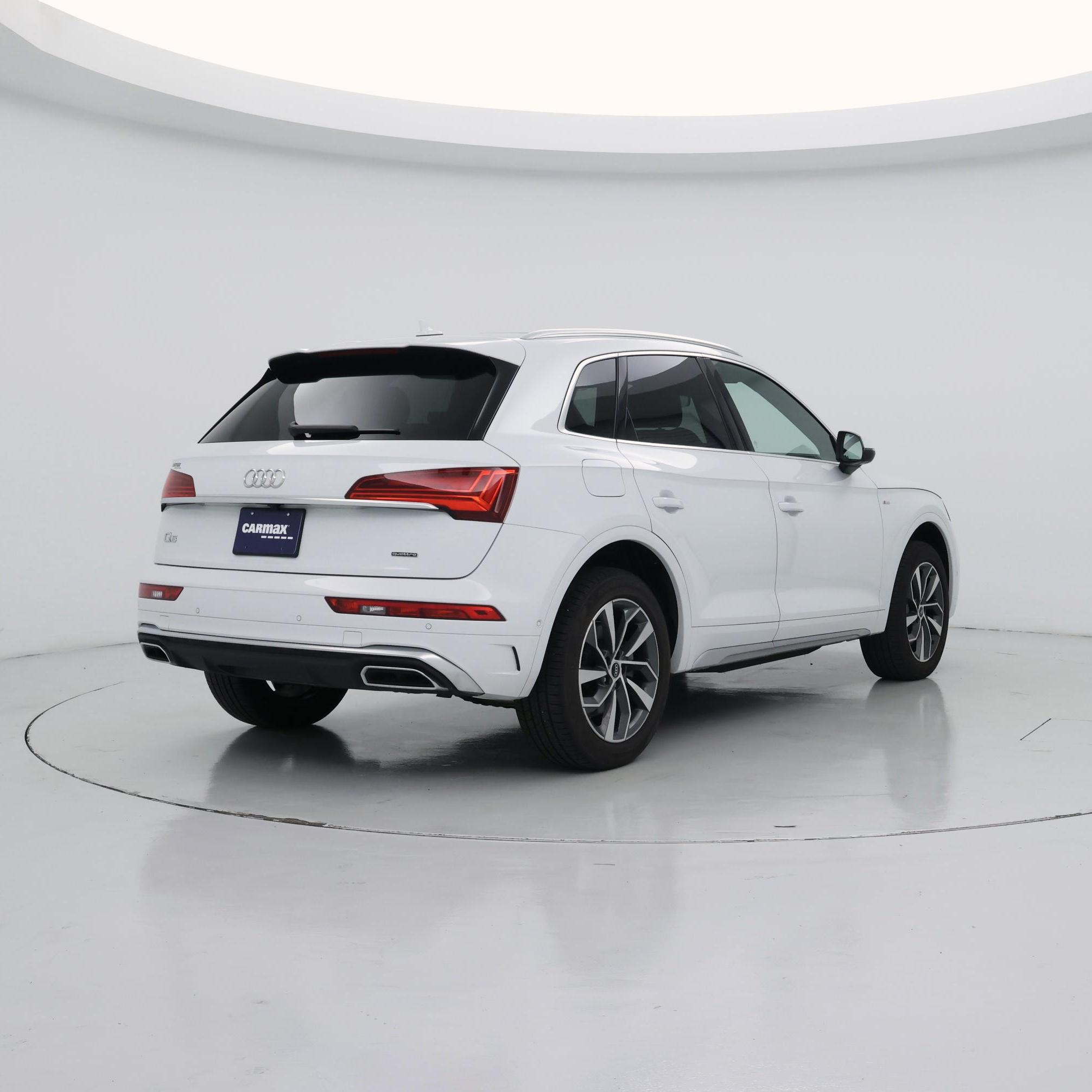 Thumbnail: 2023 Audi Q5 - 8
