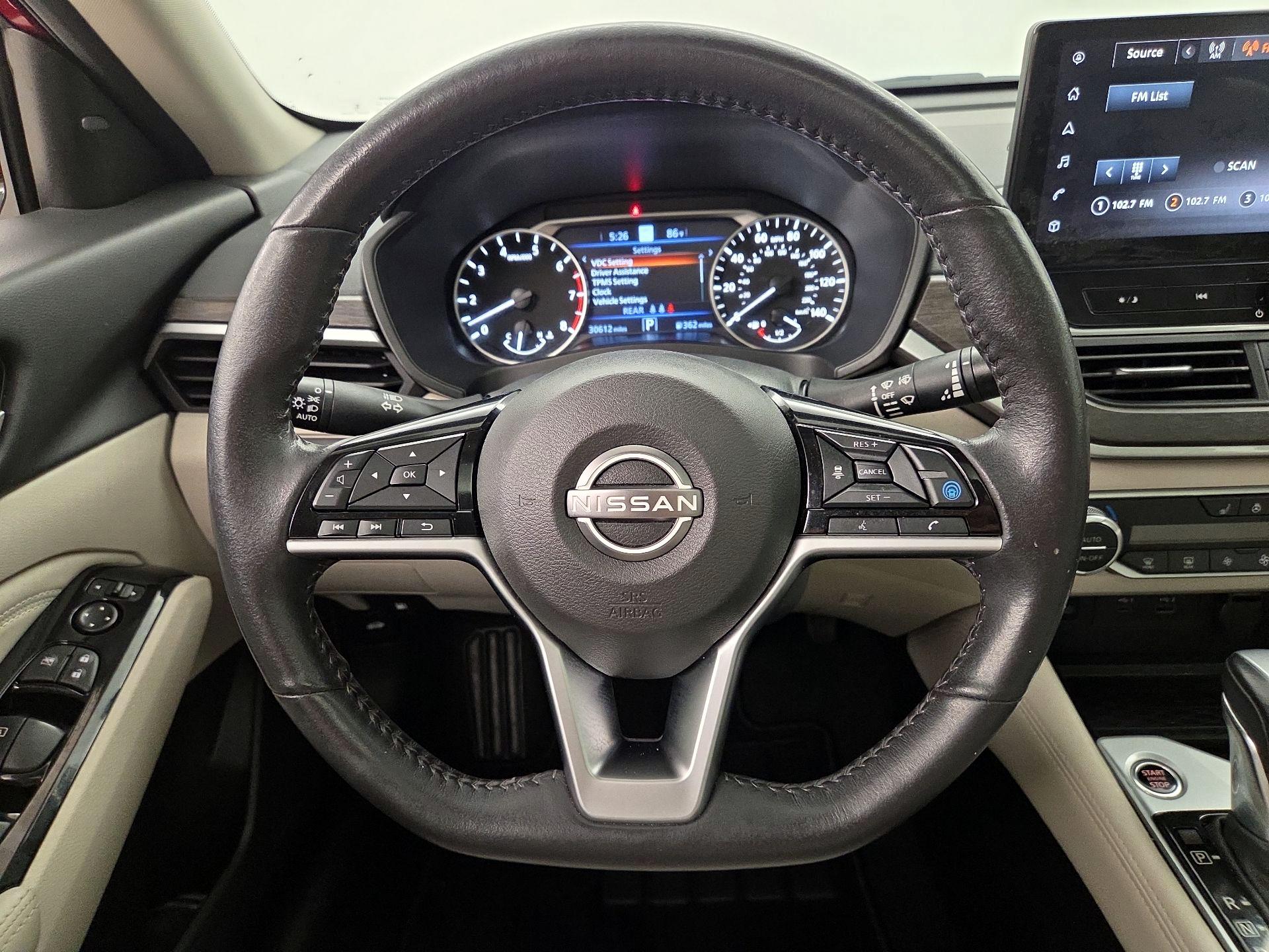 Thumbnail: 2023 Nissan Altima - 10