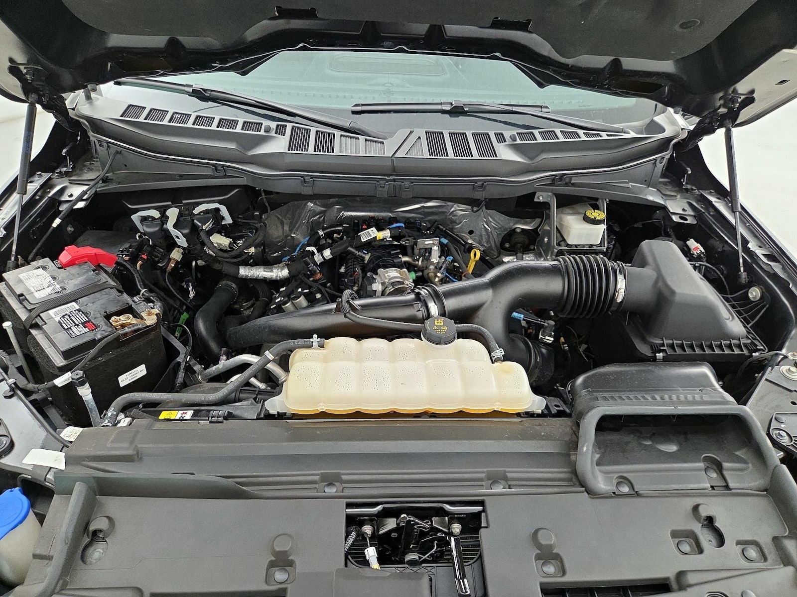 2024 Ford F-150 XLT - Photo 23