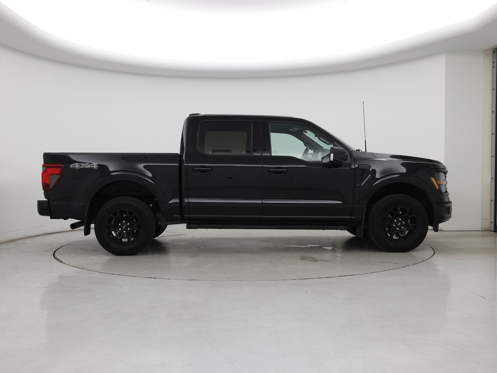 2024 Ford F-150 XLT - Photo 8