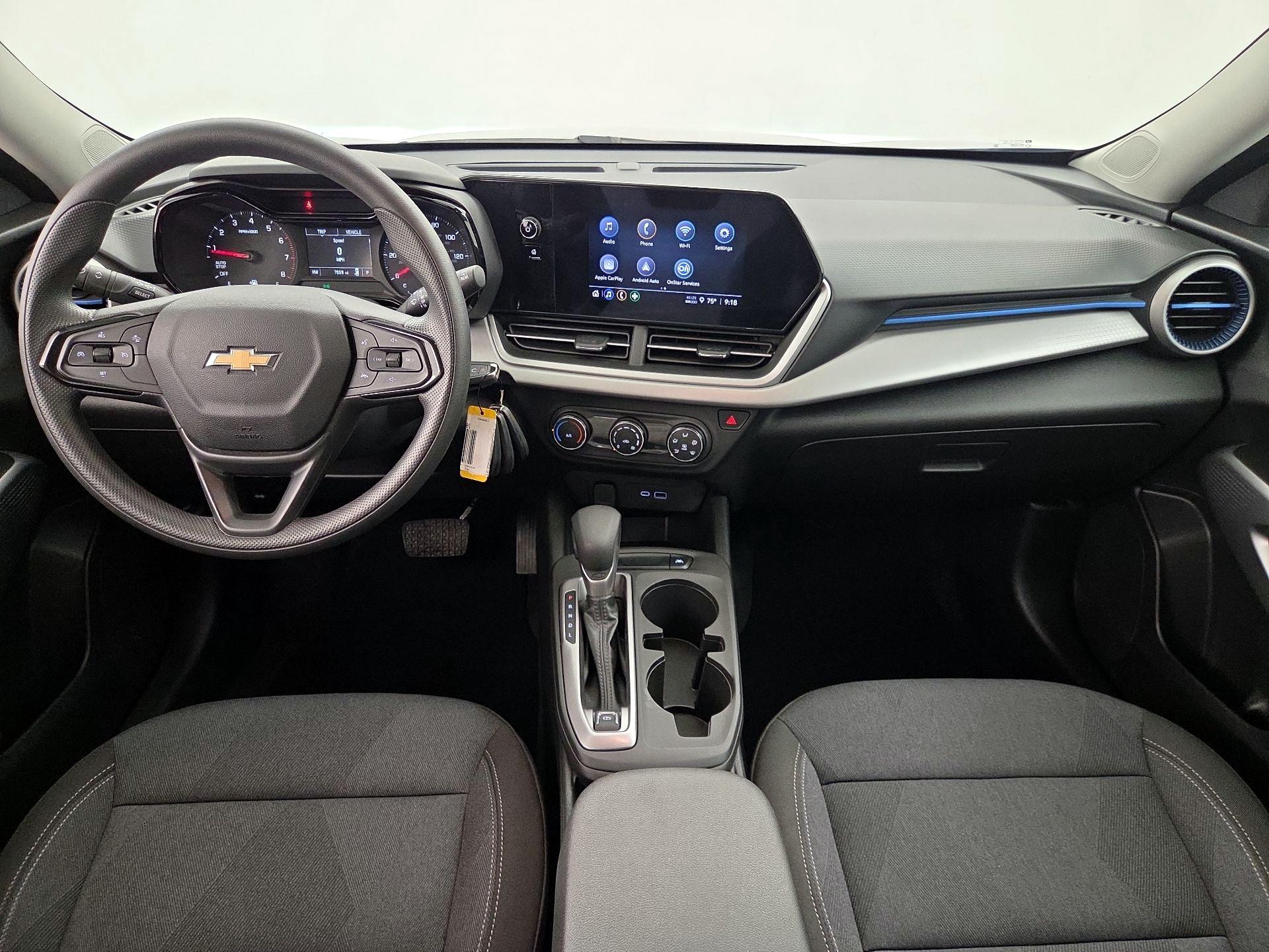 Thumbnail: 2024 Chevrolet Trax - 9