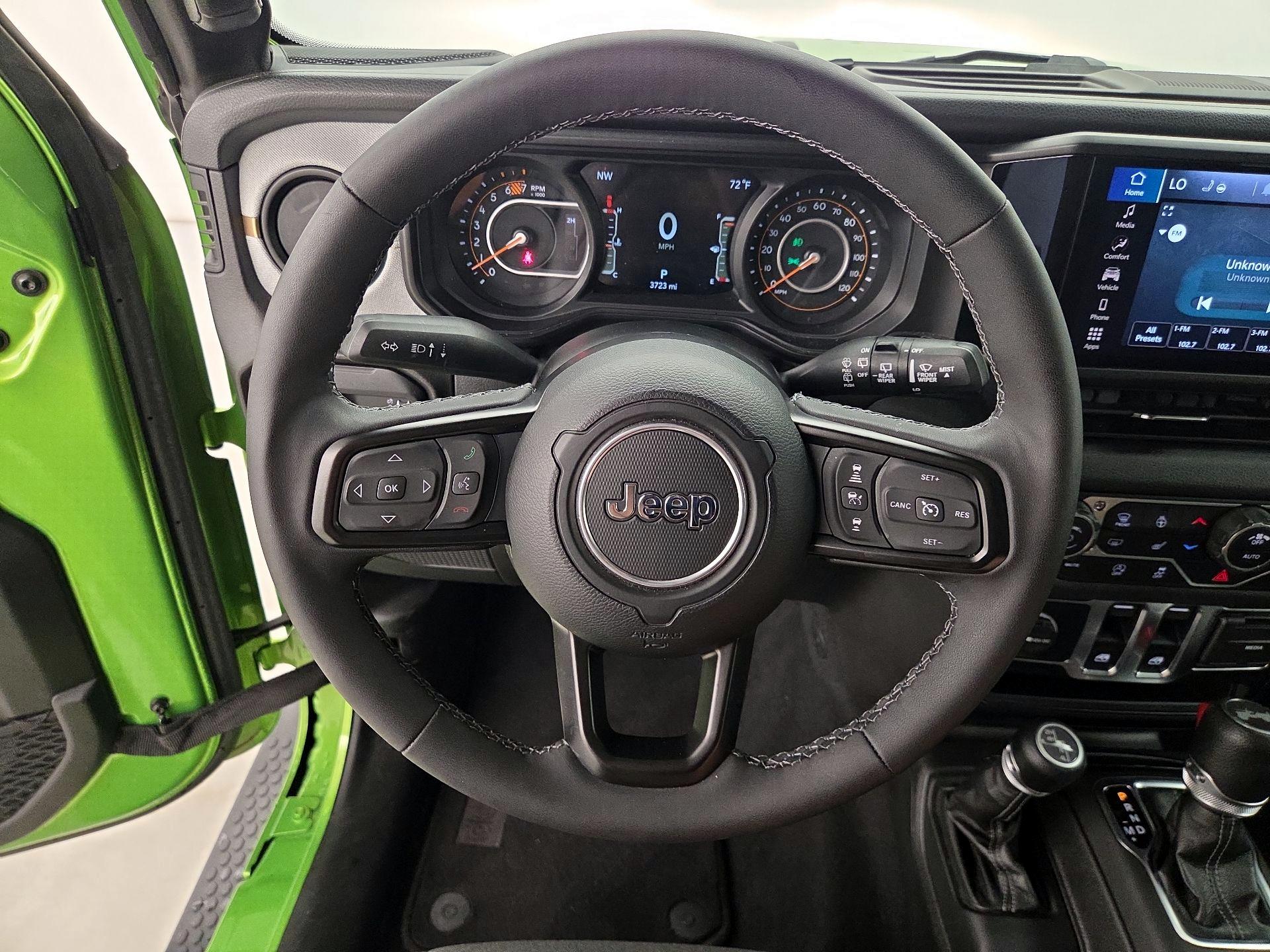 Thumbnail: 2025 Jeep Wrangler - 10