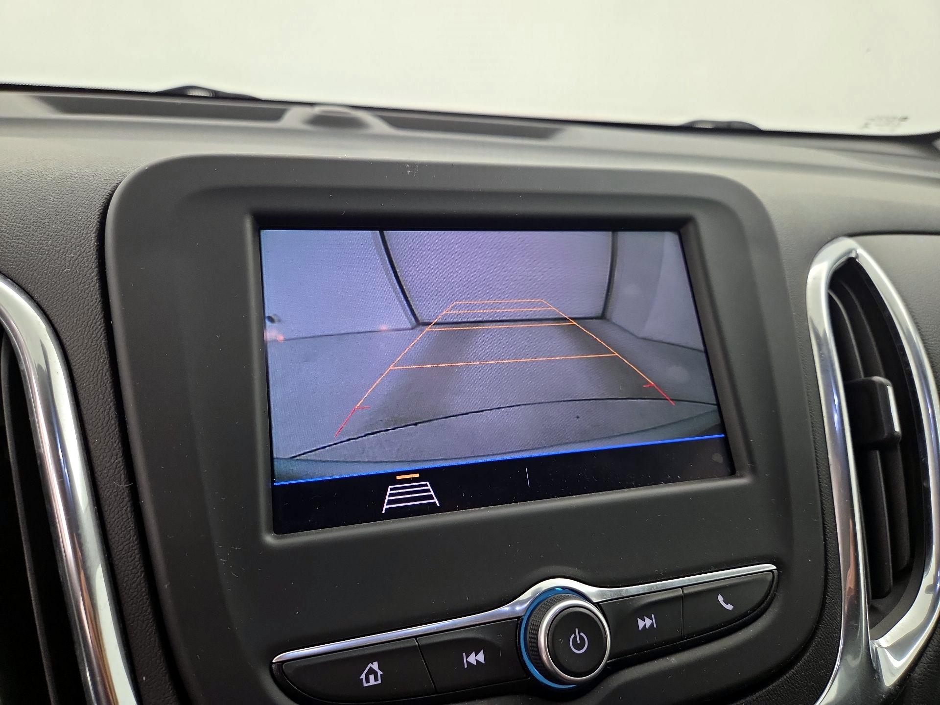 Thumbnail: 2020 Chevrolet Equinox - 14