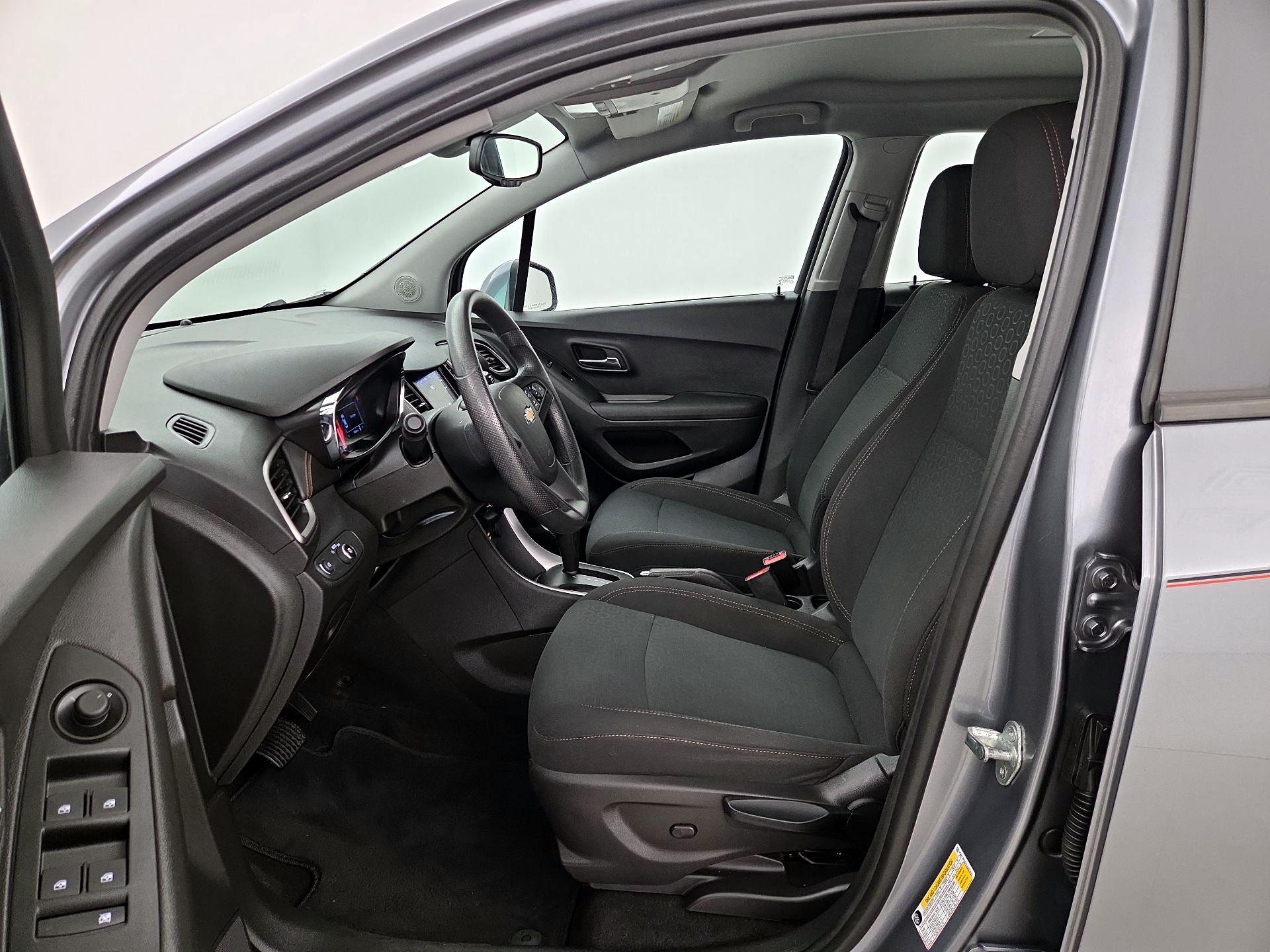 Thumbnail: 2020 Chevrolet Trax - 11