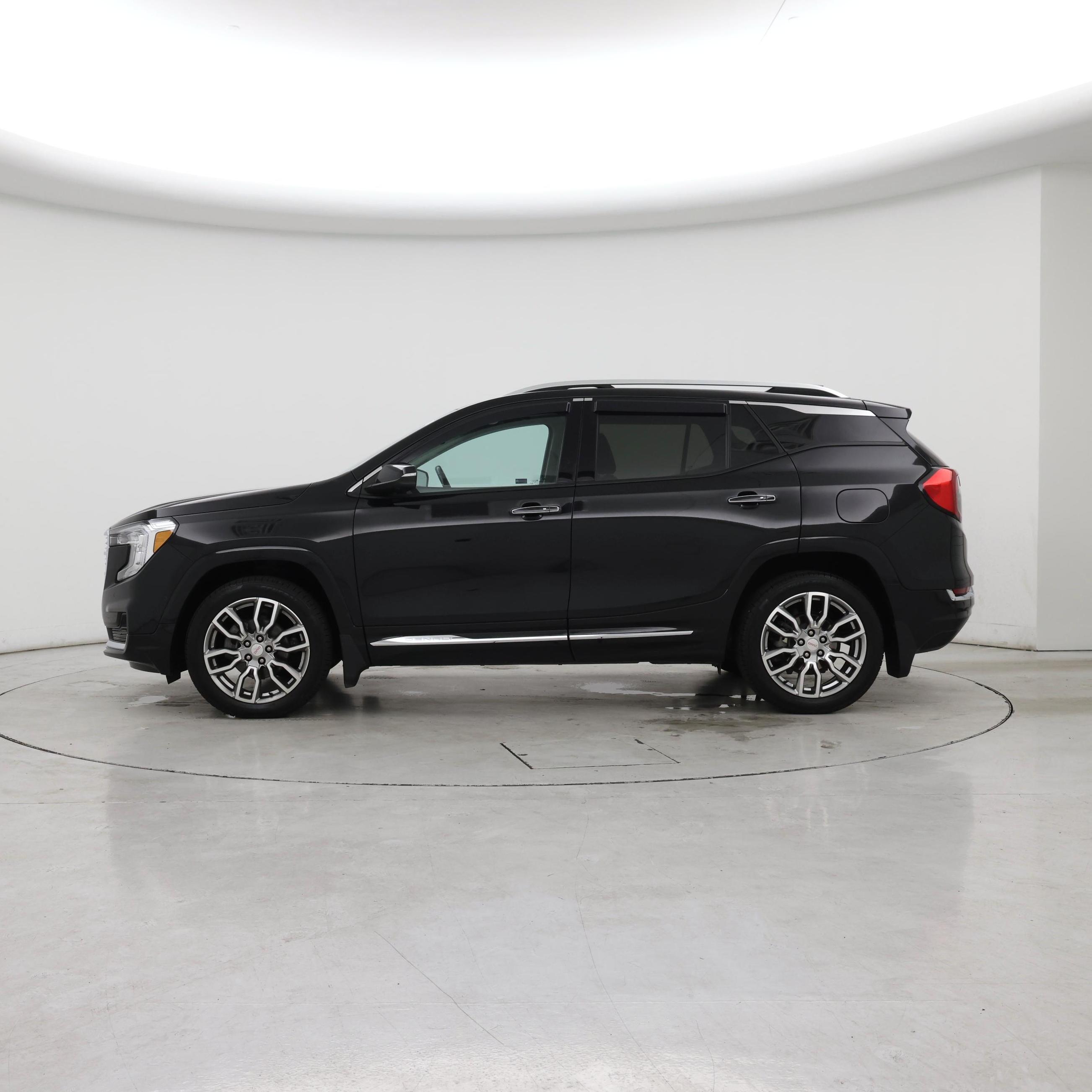 Thumbnail: 2022 GMC Terrain - 3