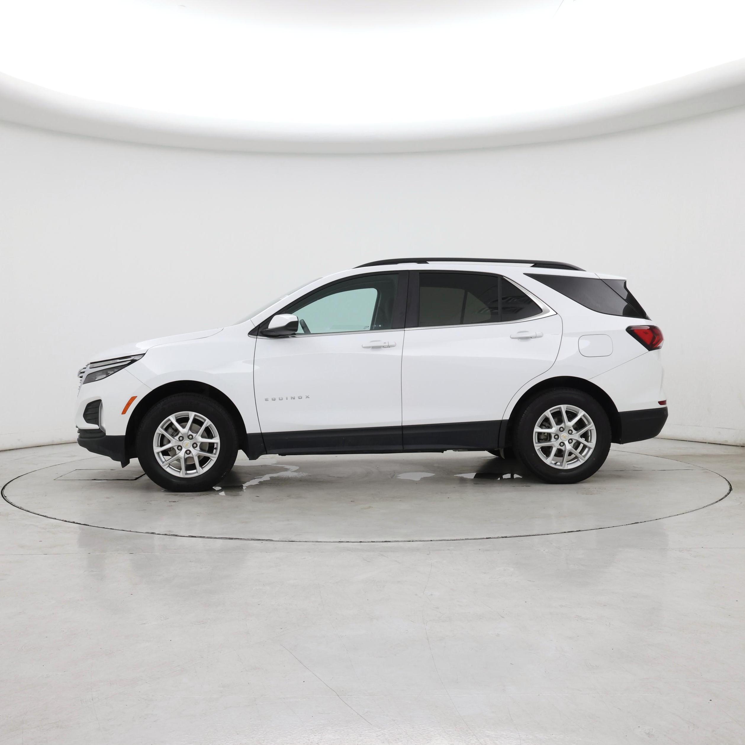 Thumbnail: 2024 Chevrolet Equinox - 3