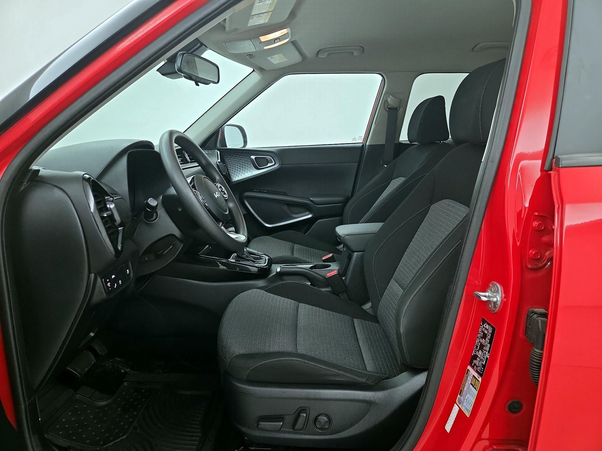 Thumbnail: 2022 Kia Soul - 11