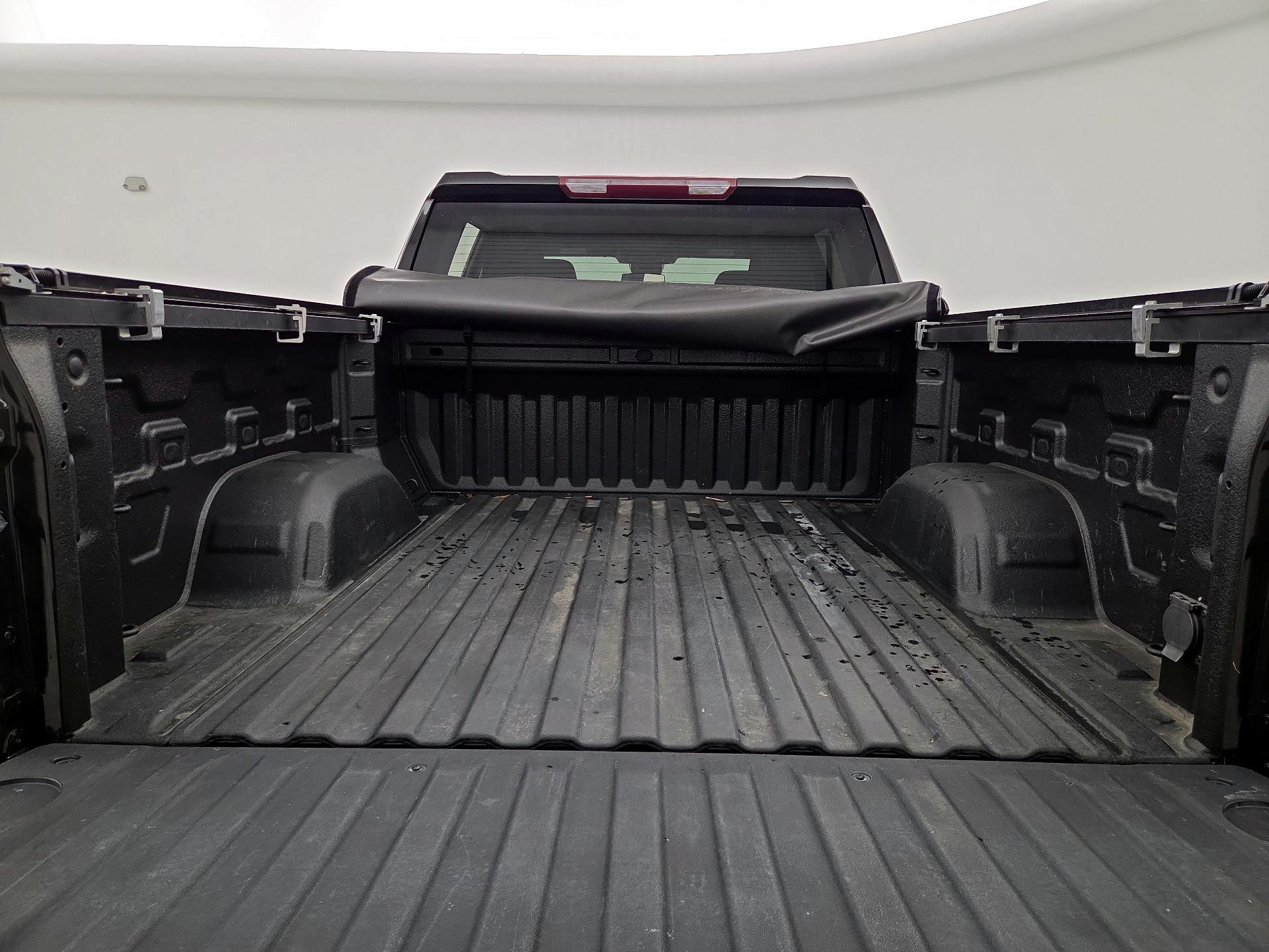 Thumbnail: 2022 Chevrolet Silverado 1500 - 20